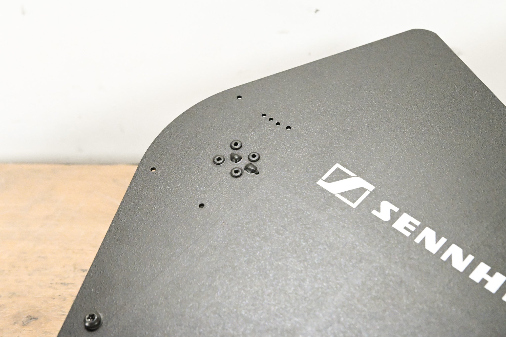 Sennheiser A-2003-UHF Passive Directional Antenna - 450-960 MHz