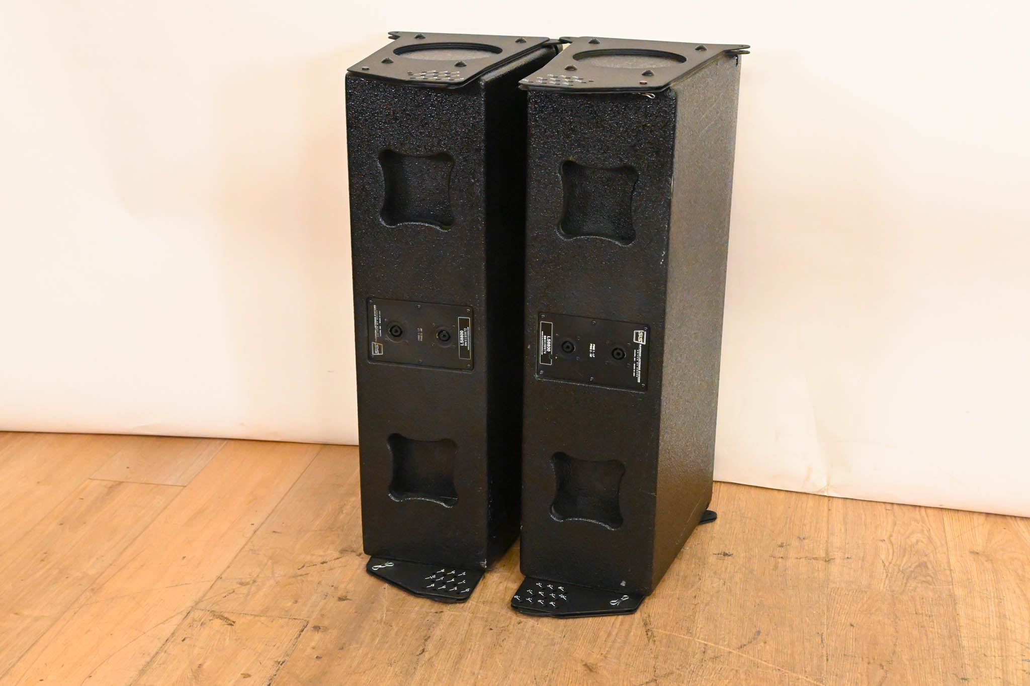 SLS LS8800 Full-Range Line Array Module (PAIR)