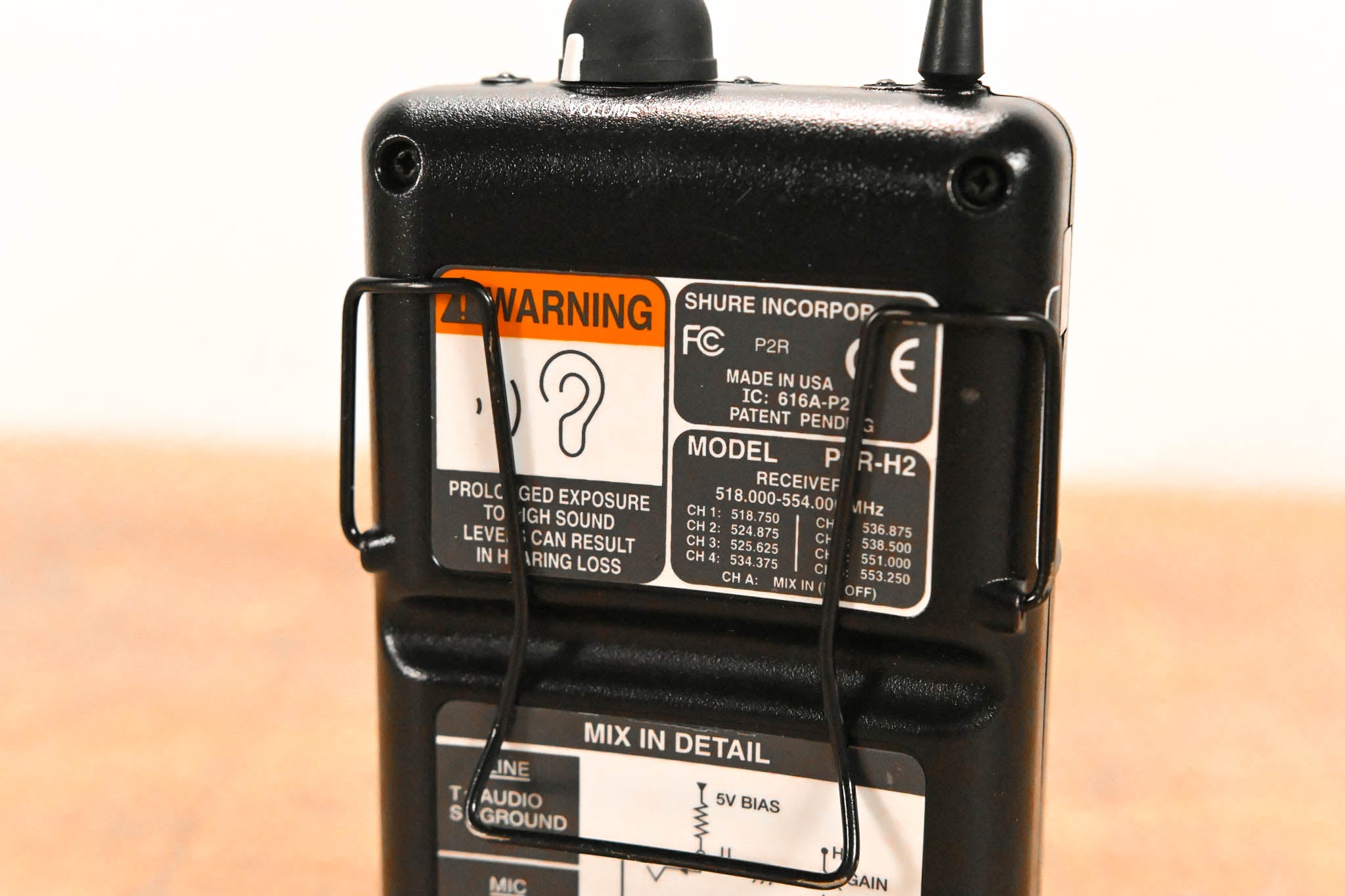 Shure P2R-H2 Wireless Bodypack Receiver - H2 Band: 518-554 MHz