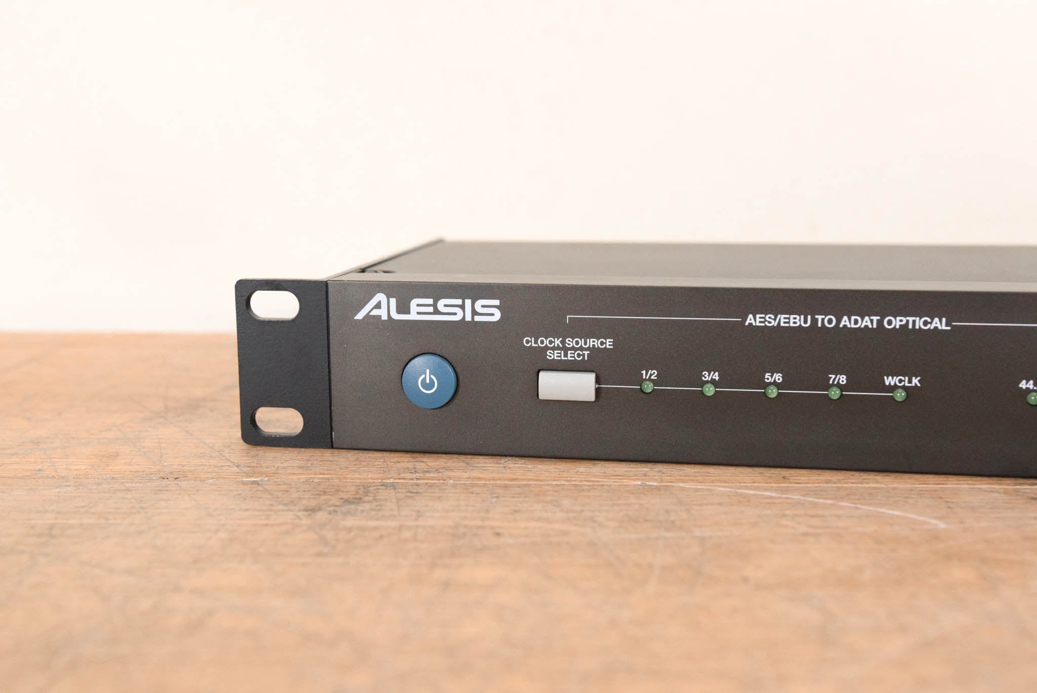 Alesis AI4 8-Channel AES EBU to Optical Interface