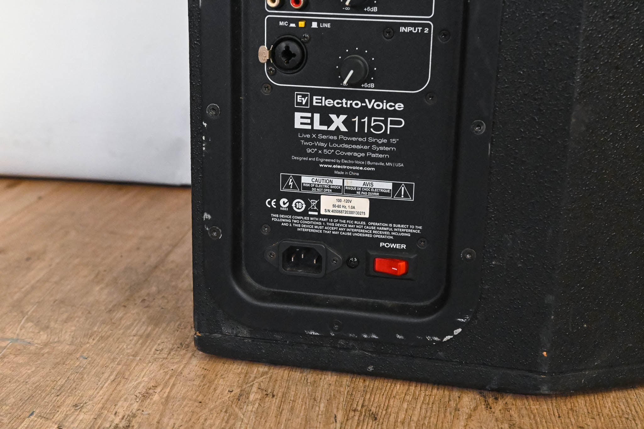 Electro-Voice (EV) ELX115P 15" Live X Two-Way Powered Loudspeaker