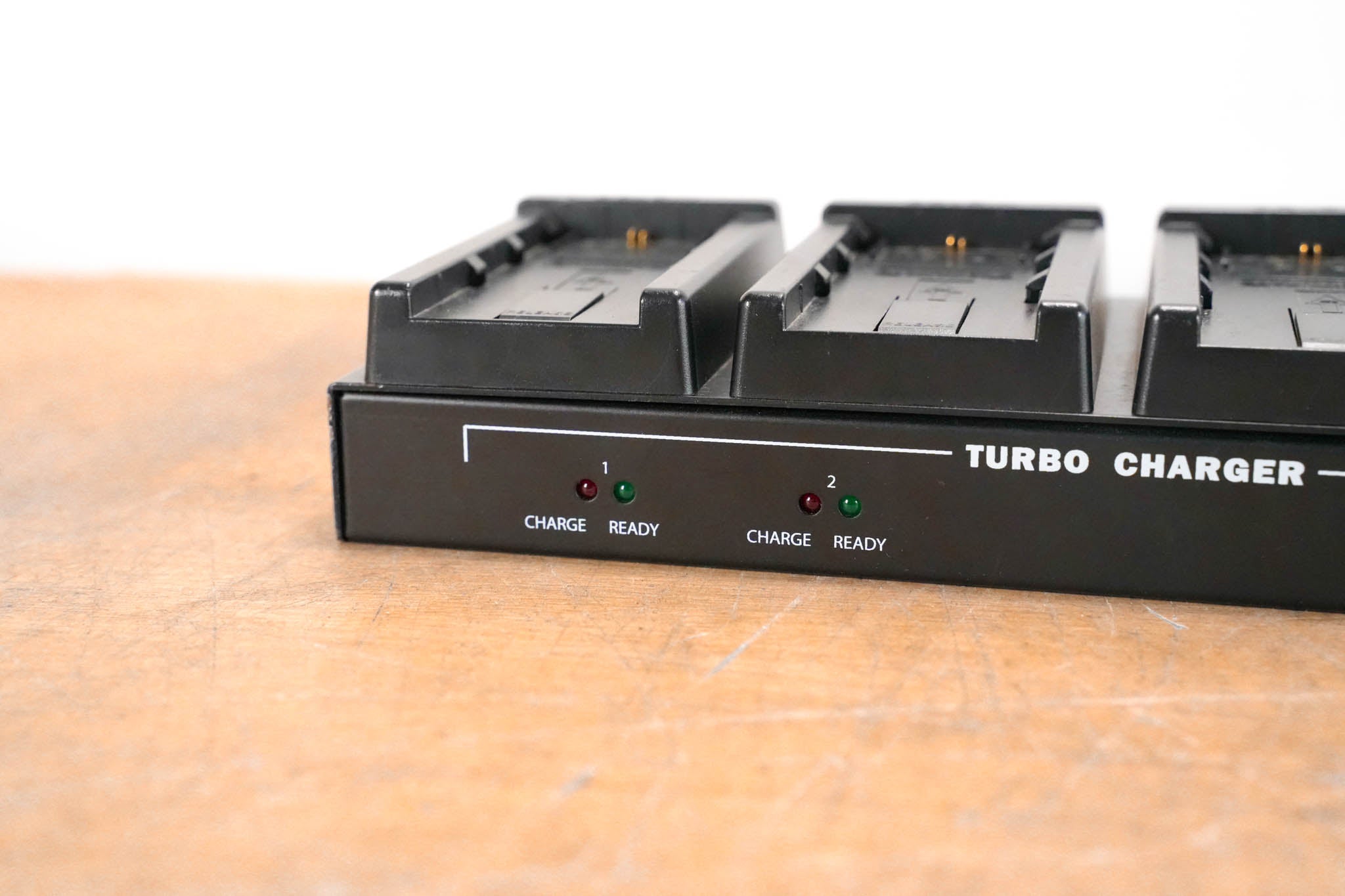 Dolgin Engineering TC40 4 Position Battery Dock for Canon (NO PSU)