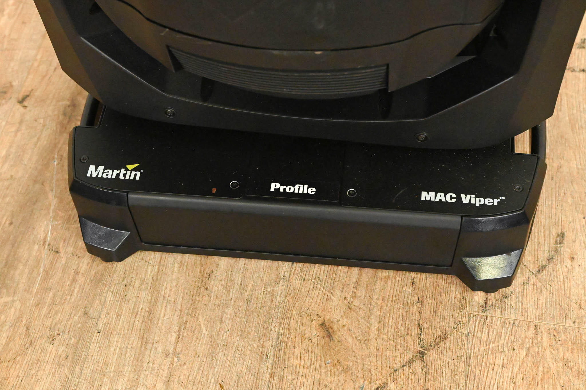 Martin MAC Viper Profile High Output Discharge-Based Moving Light