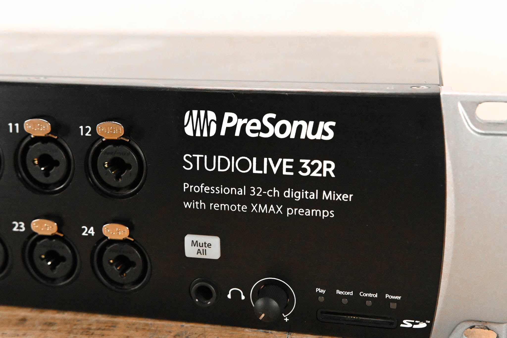 PreSonus StudioLive 32R 32-Channel Rackmount Digital Mixer