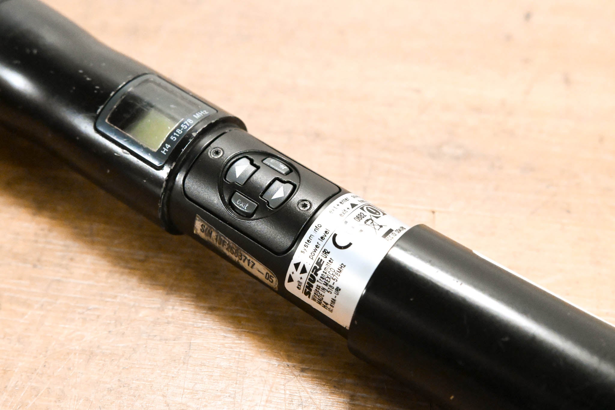 Shure UR2/SM58 Handheld Transmitter with SM58 Capsule - H4 Band