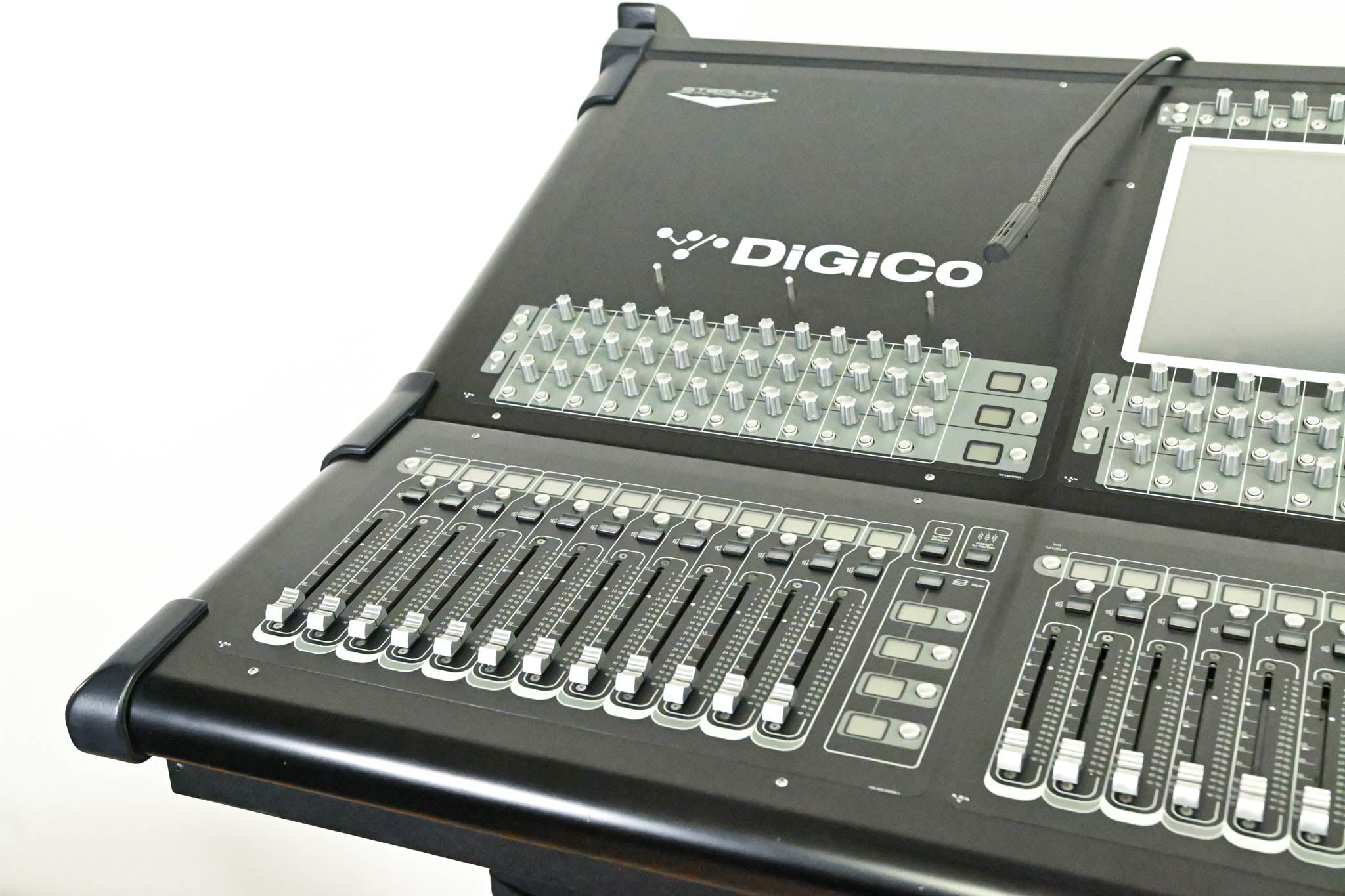 DiGiCo SD10 Digital Mixing Console w/ Waves Card, ST Optical & Road Case
