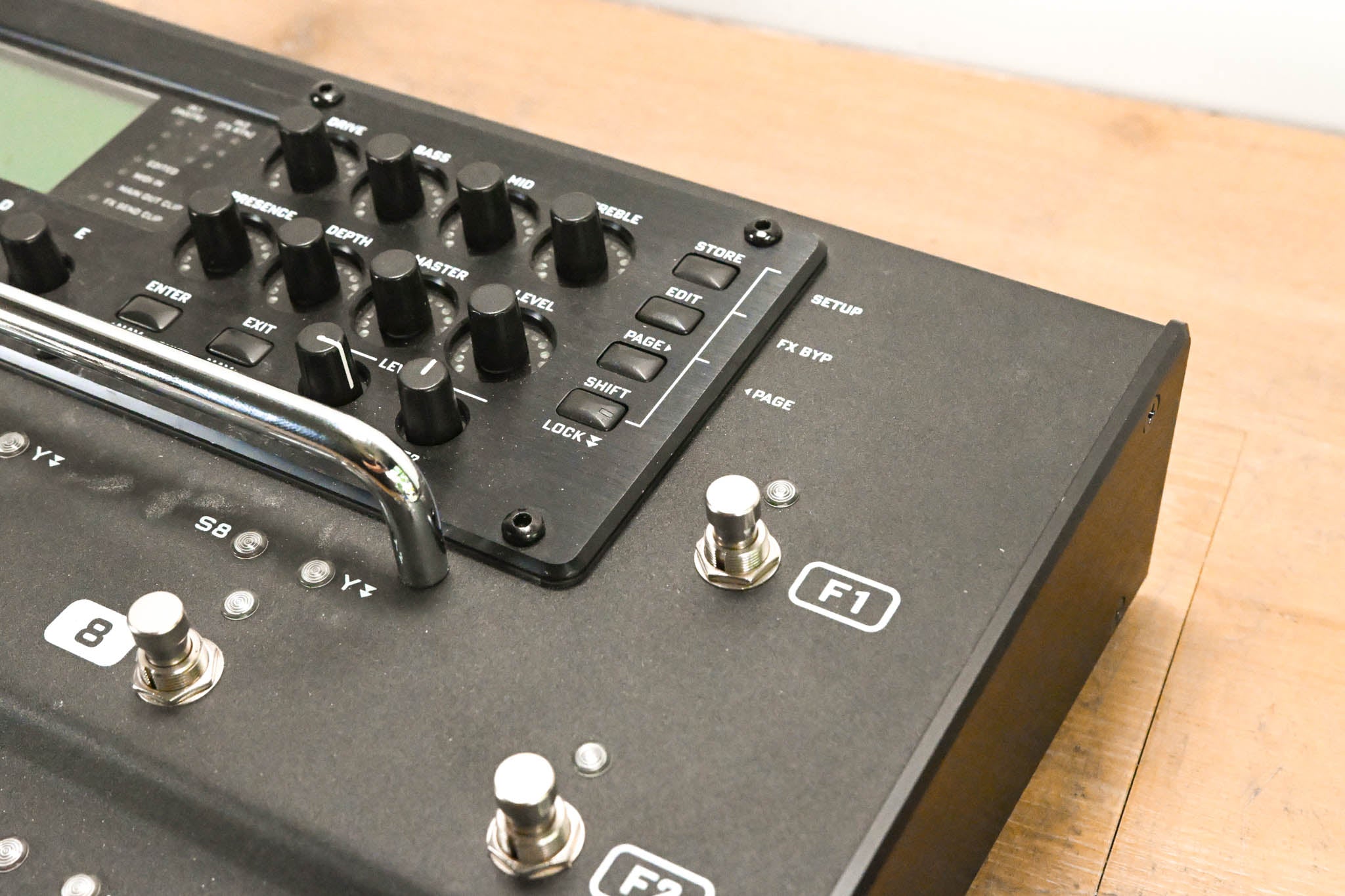 Fractal Audio Systems AX8 Amp Modeler and Multi FX
