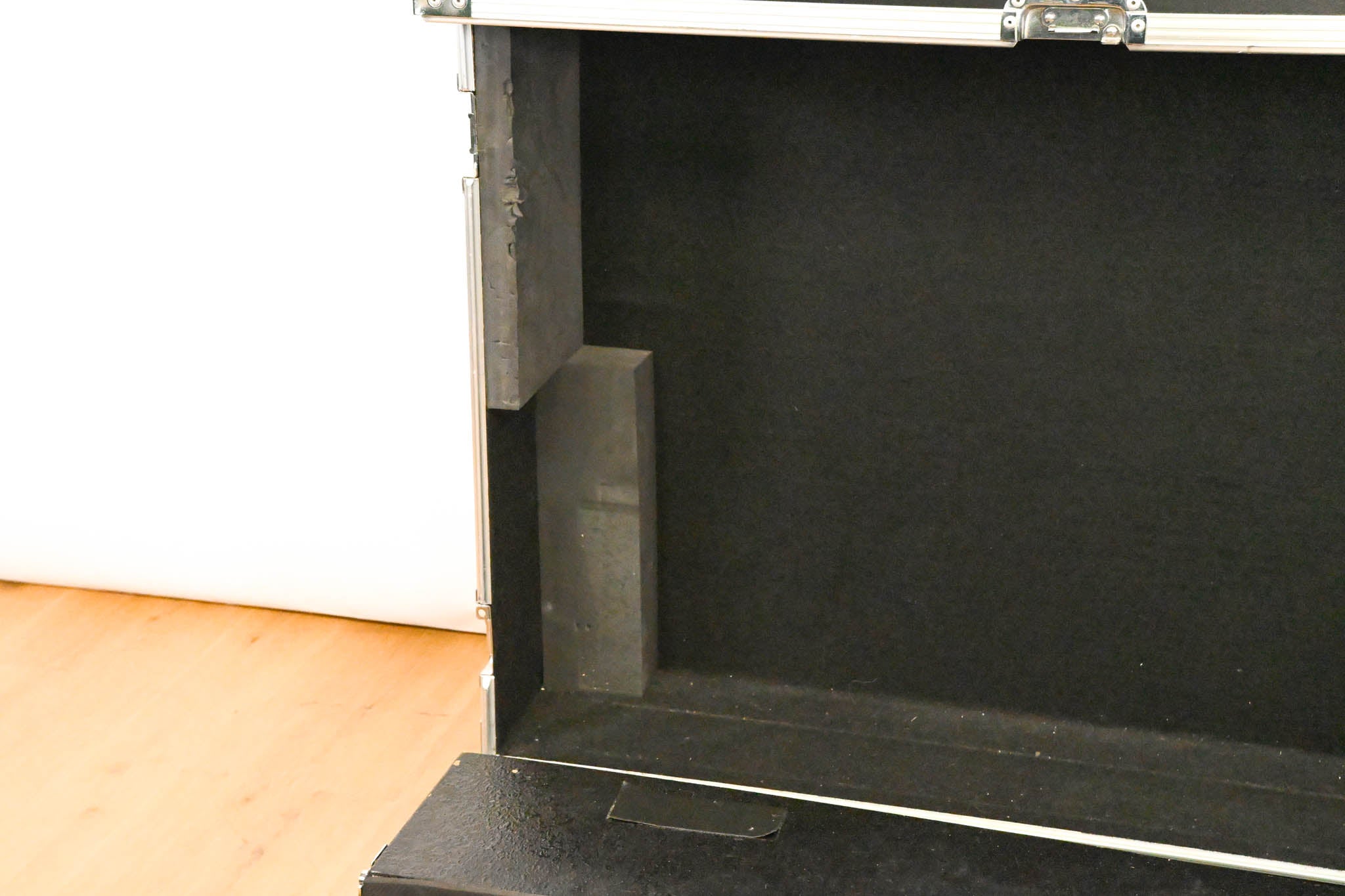 Gator Cases G-TOUR X32 ATA Flight Case for Behringer X32 w/ Doghouse