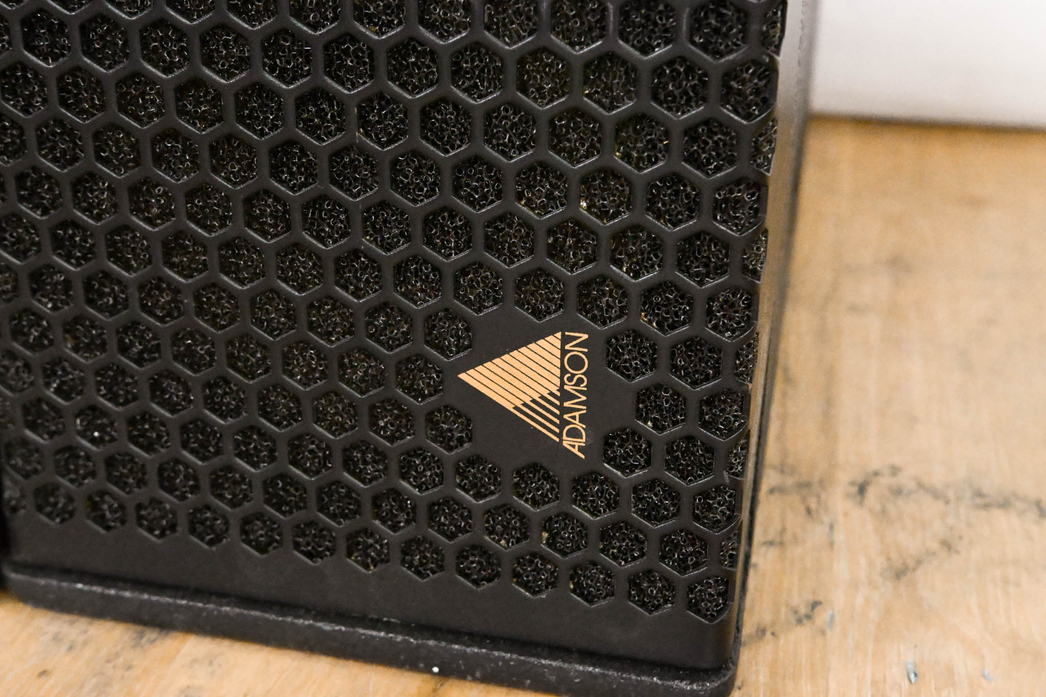 Adamson SpekTrix 3-Way Full Range Line Array Loudspeaker (PAIR)