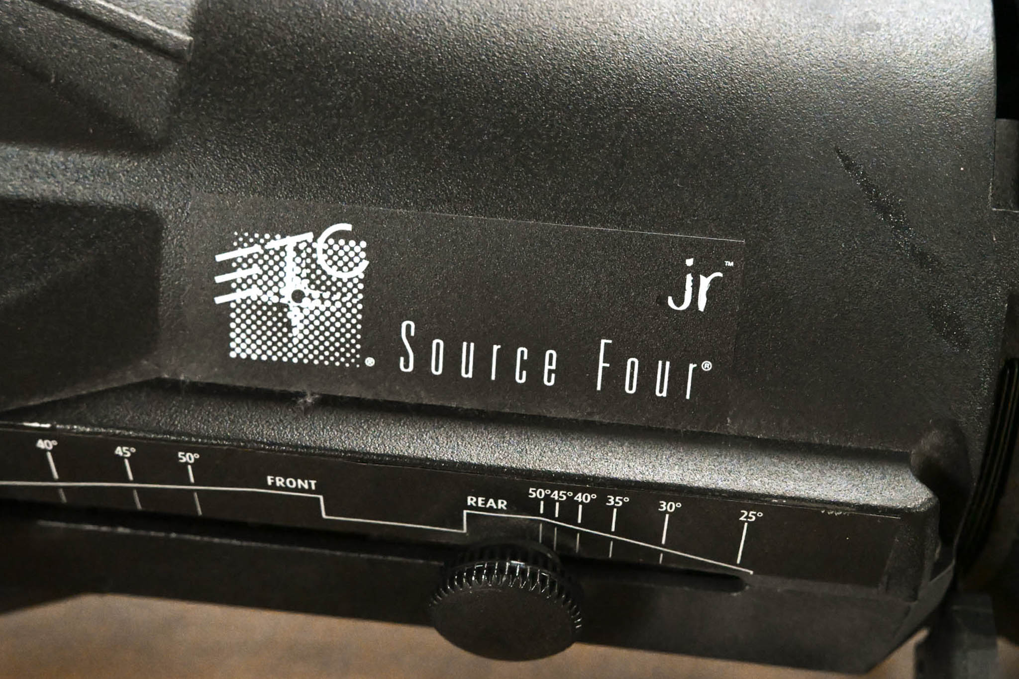 ETC Source Four Jr 25-50 Degree Zoom 575 Ellipsoidal Light