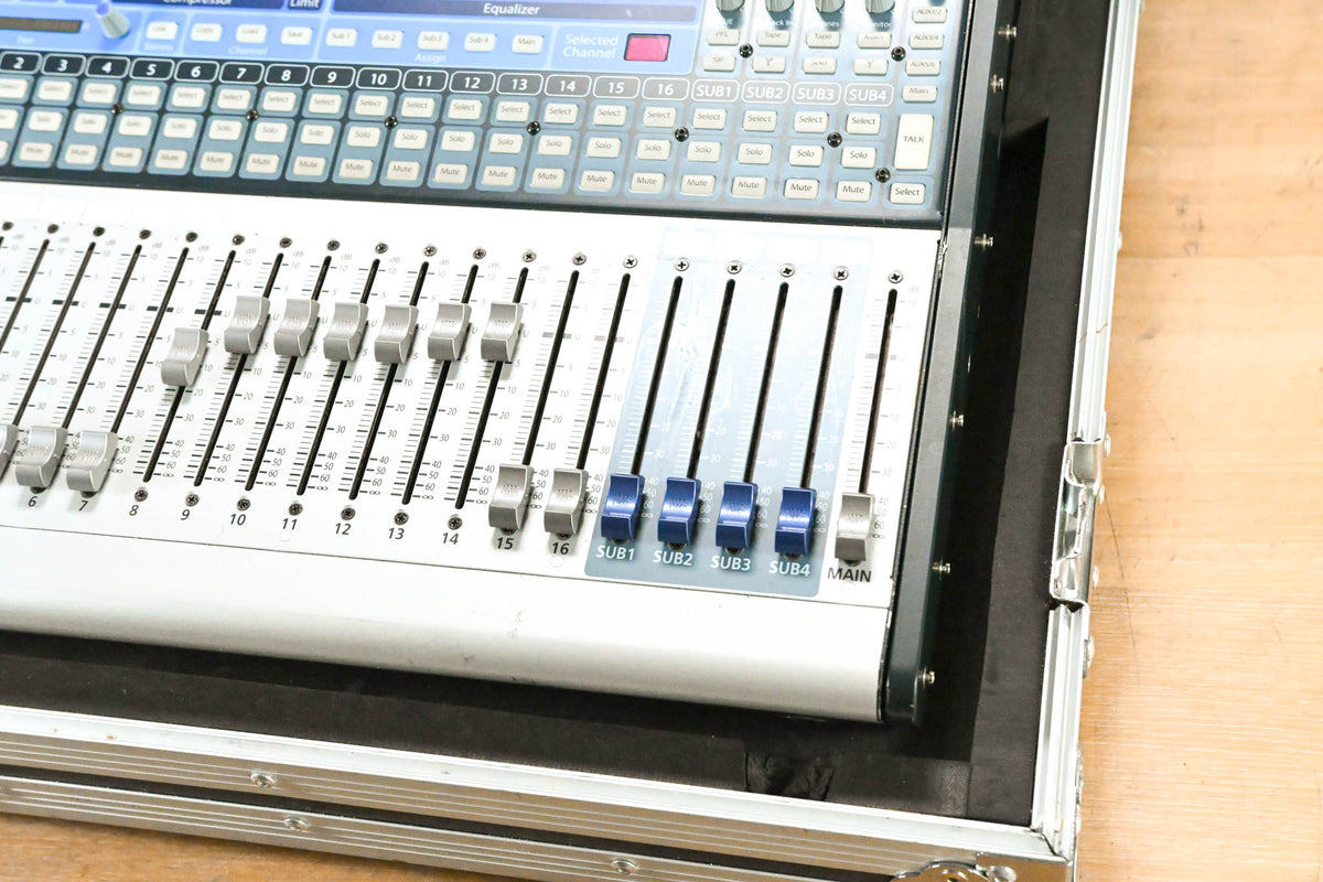 PreSonus StudioLive 16.4.2 16-Channel Digital Audio Mixer w/ Road Case