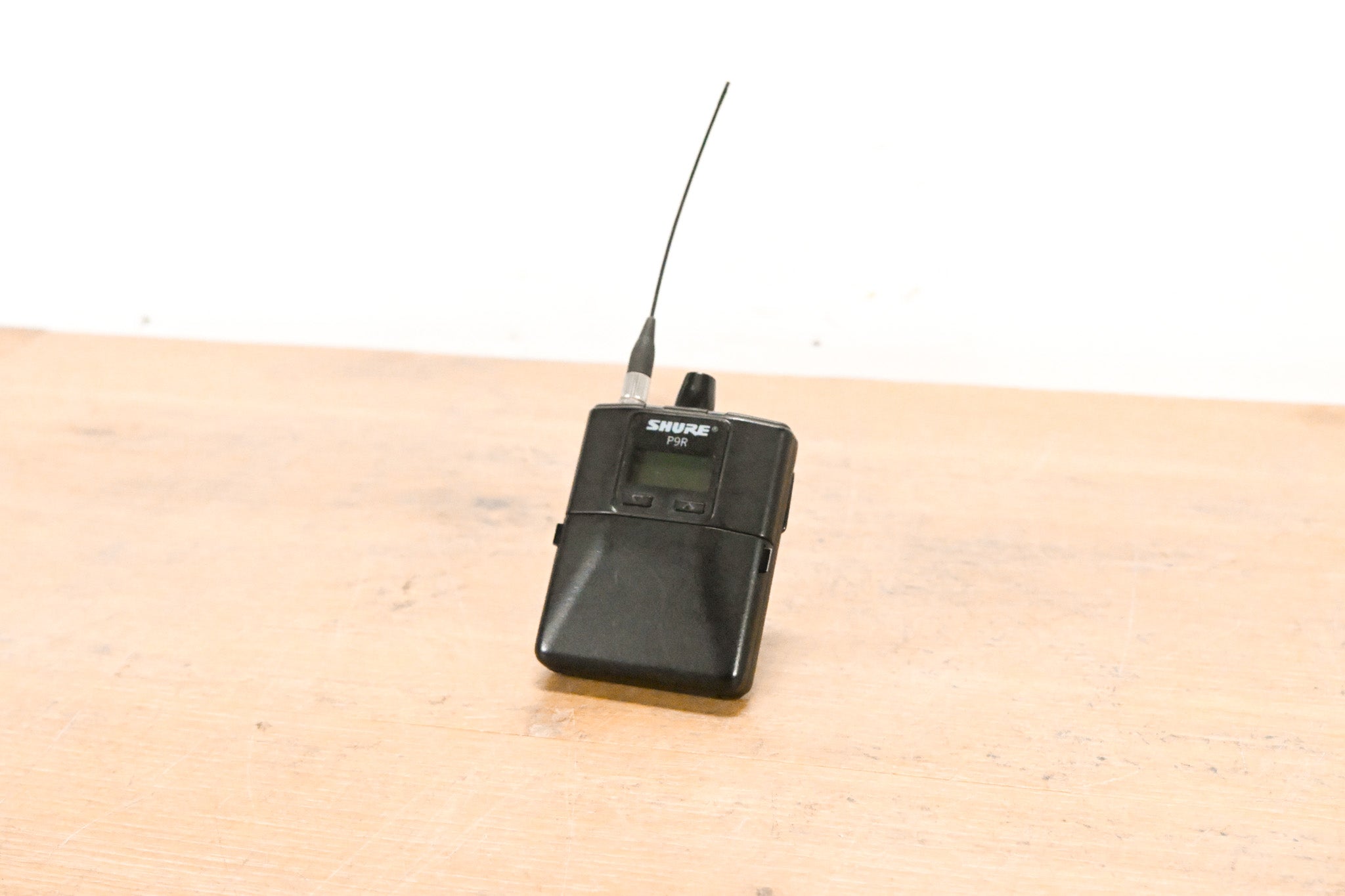 Shure PSM 900 Wireless IEM System L6 Band: 656-692 MHz (NO POWER SUPPLY)