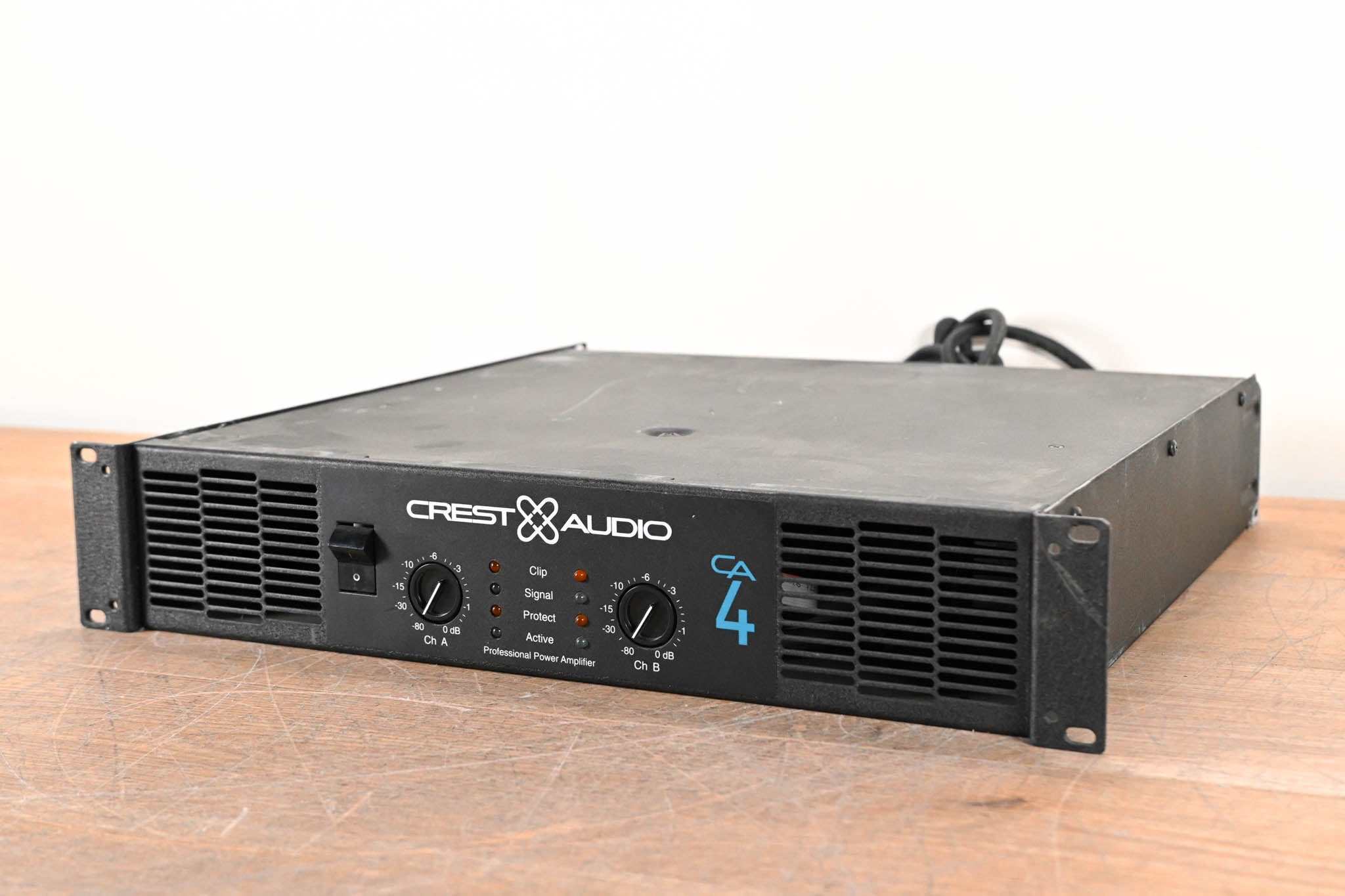 Crest Audio CA4 Two-Channel Power Amplifier