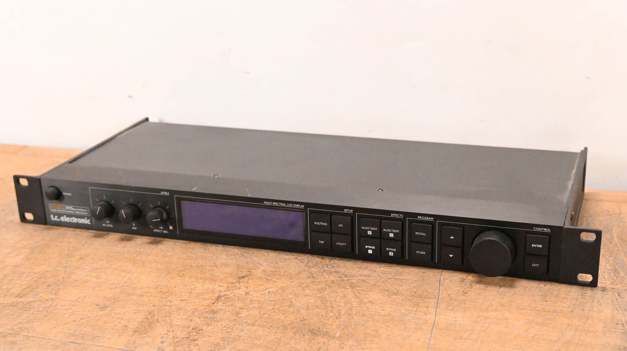 TC Electronic M-ONE XL Dual-Engine Effects Processor