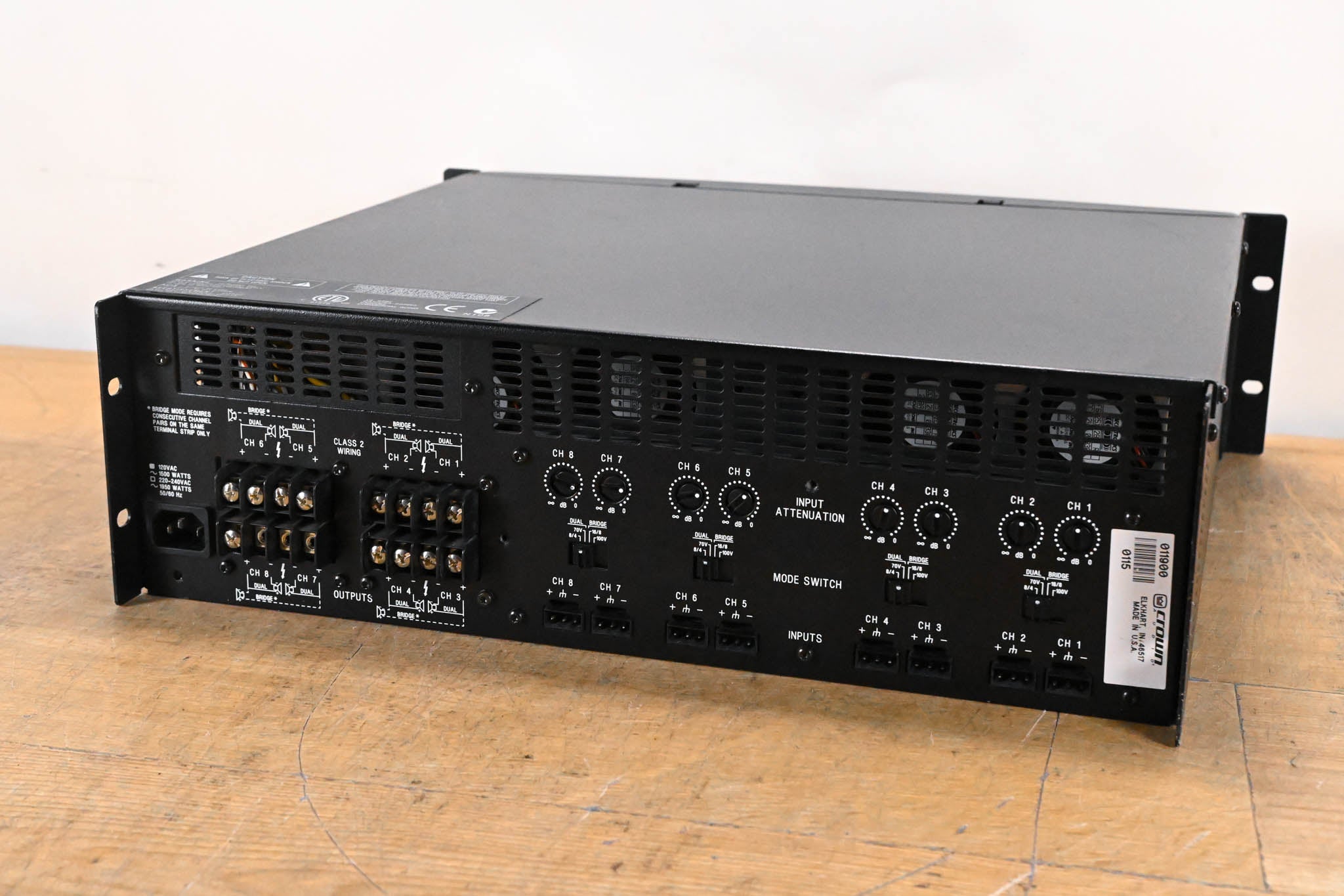 Crown CTs 8200 200W 8-Channel Power Amplifier