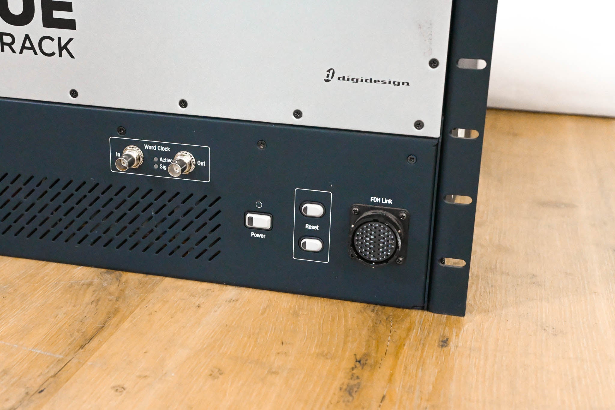 Digidesign VENUE Profile Digital Mixing Console with Mix Rack