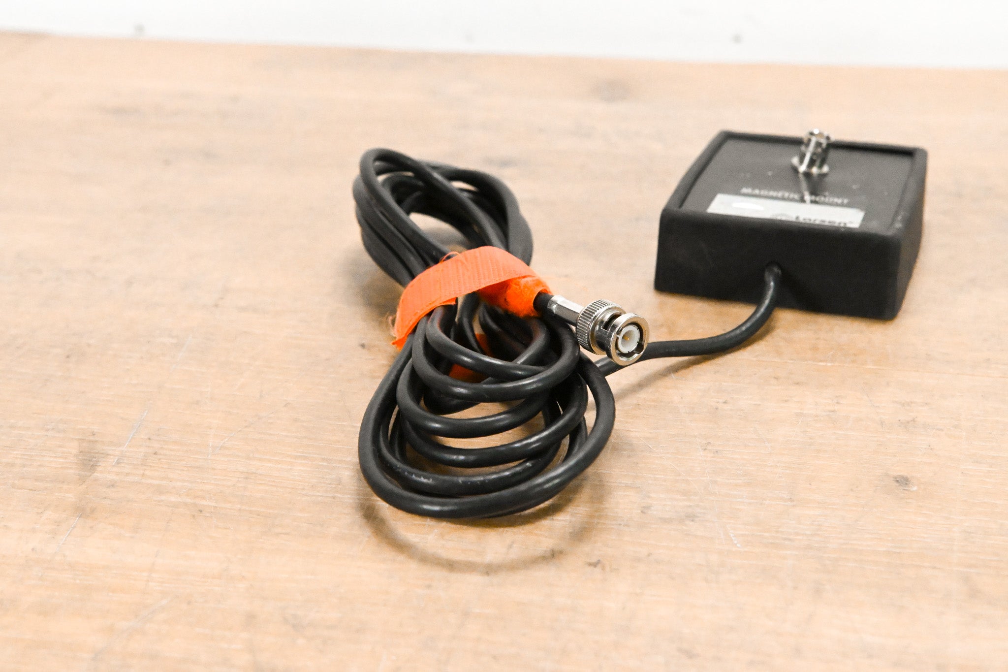 Larsen BNC-BNC Magnet Mount