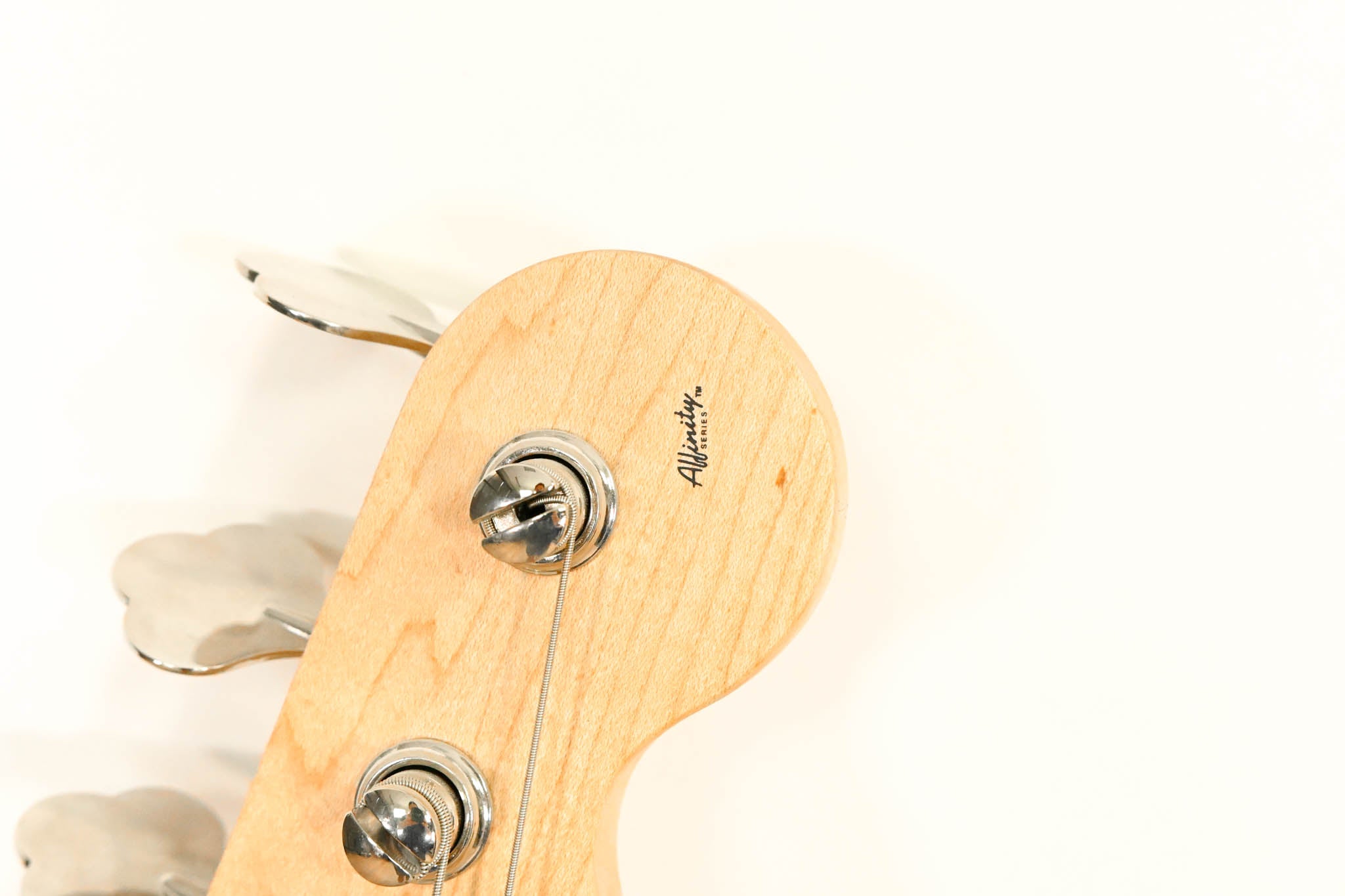 Squier Affinity Series Precision Bass PJ Metallic Red