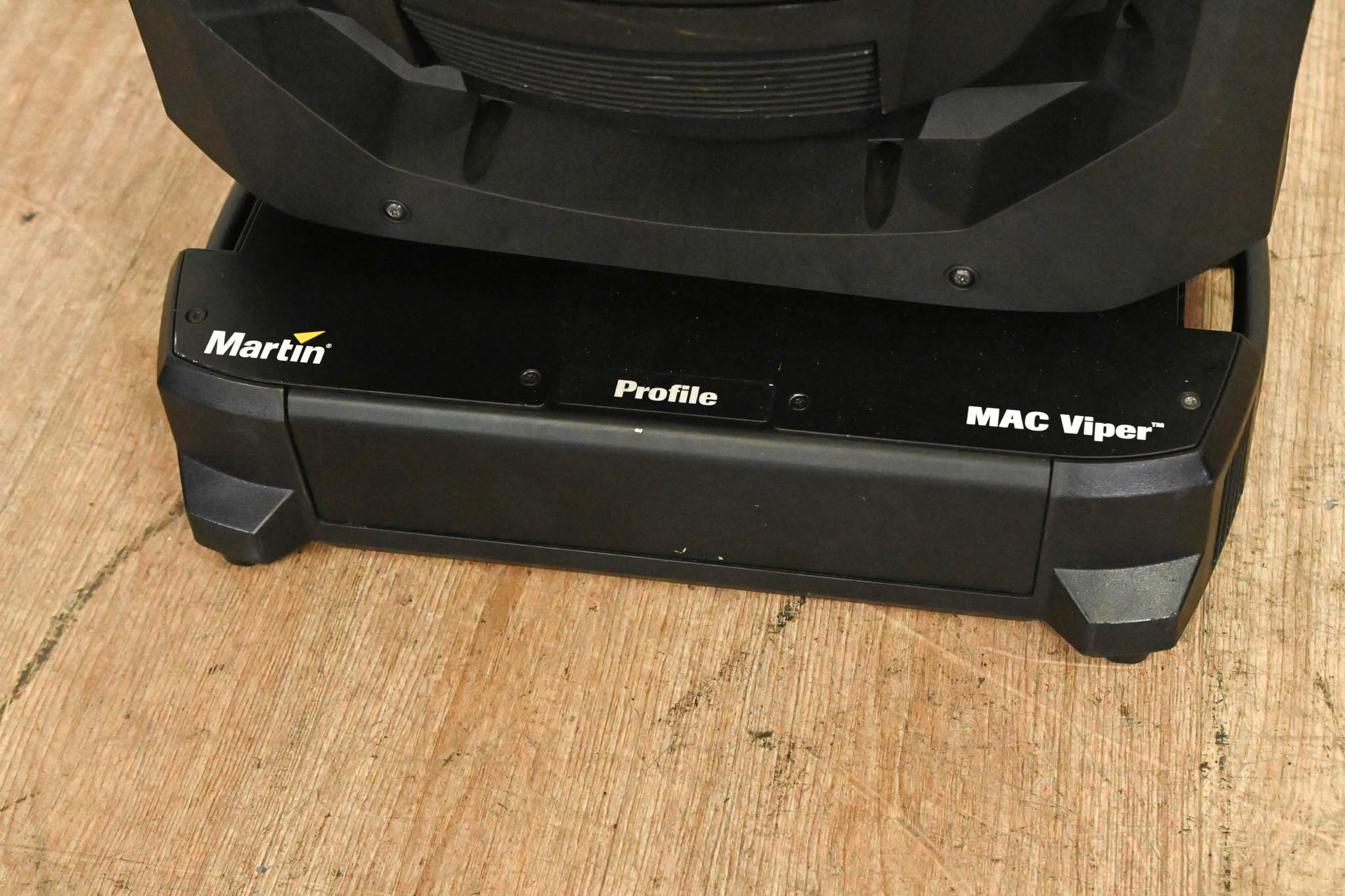 Martin MAC Viper Profile High Output Discharge-Based Moving Light