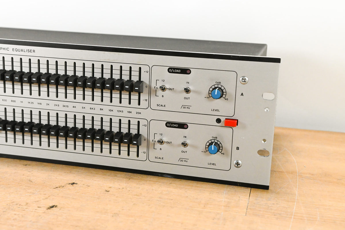 Klark Teknik DN360 2-Channel 30-Band 1/3 Octave Analog Graphic Equalizer