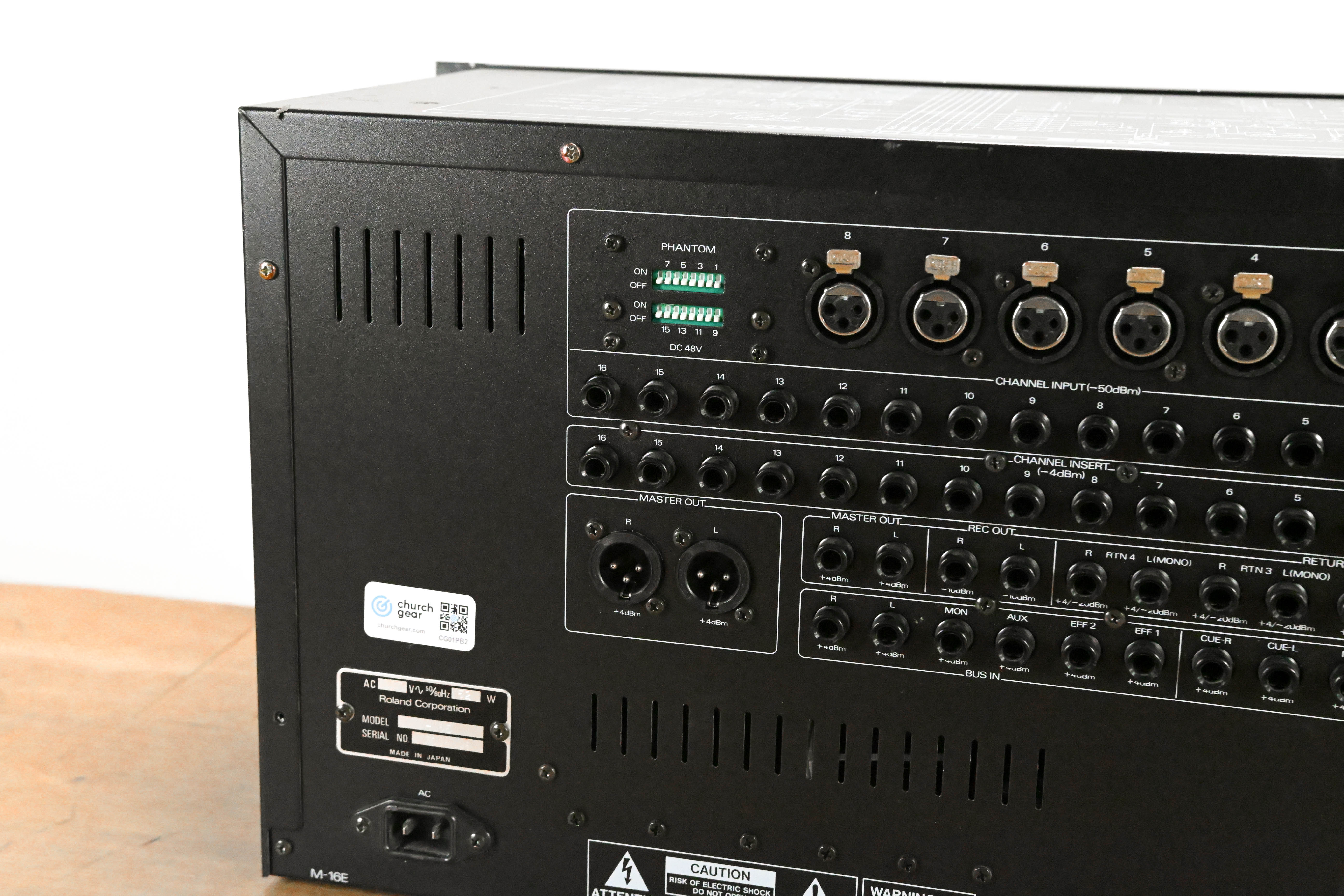 Roland M-16E 16-Channel Line Mixer