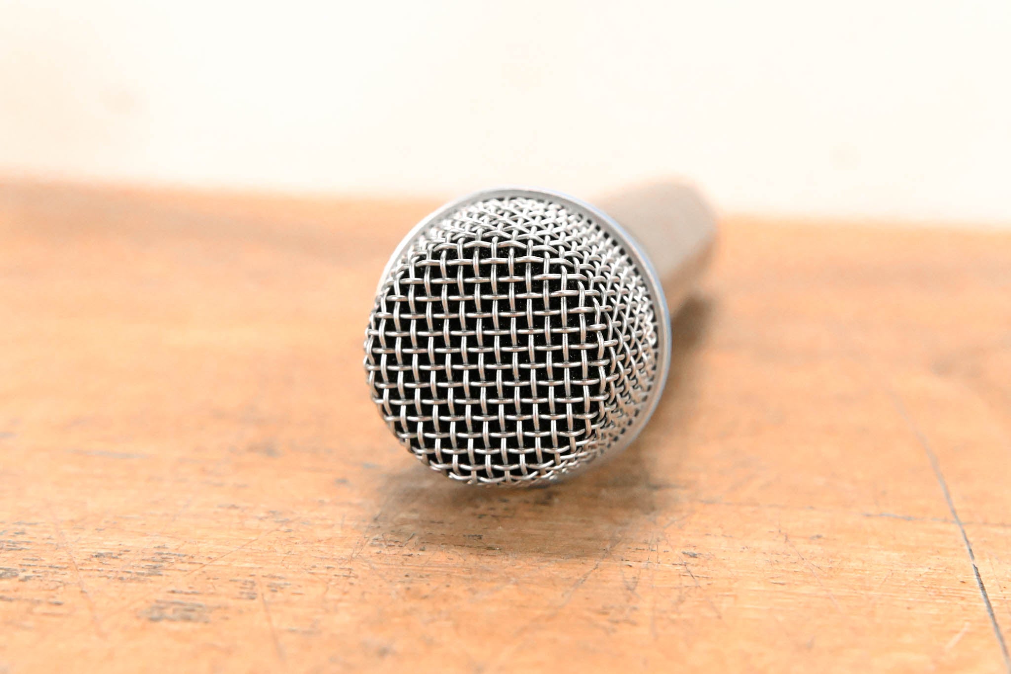 Shure ULX2/BETA87A Wireless Handheld Transmitter - J1 Band: 554-590 MHz