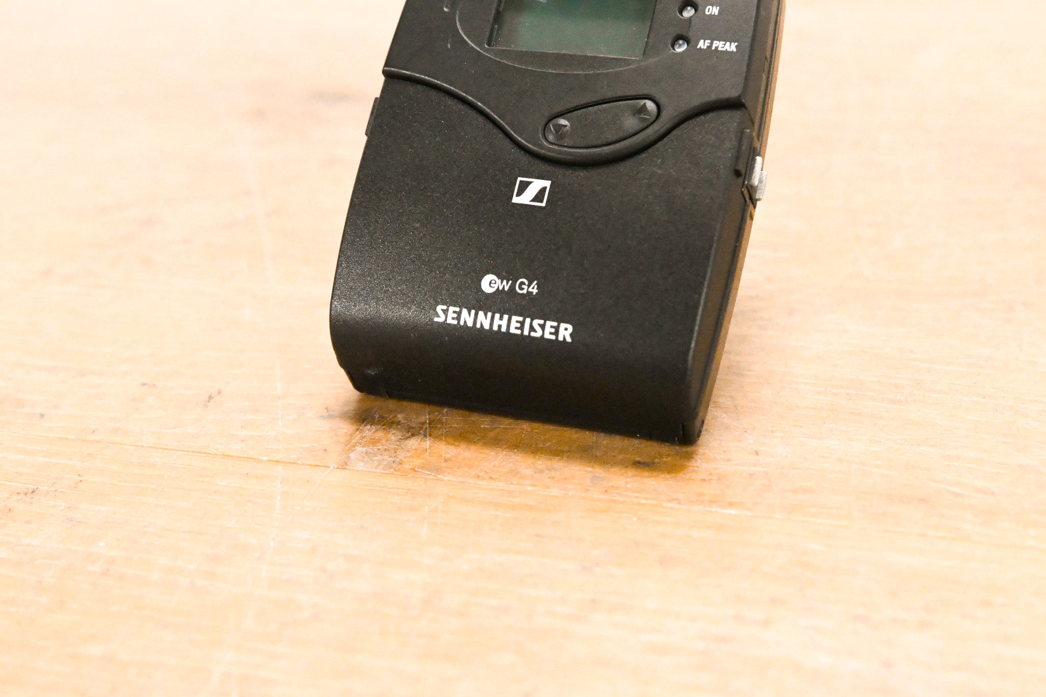 Sennheiser SK 100 G4 Wireless Bodypack Transmitter A Range: 516-558 MHz