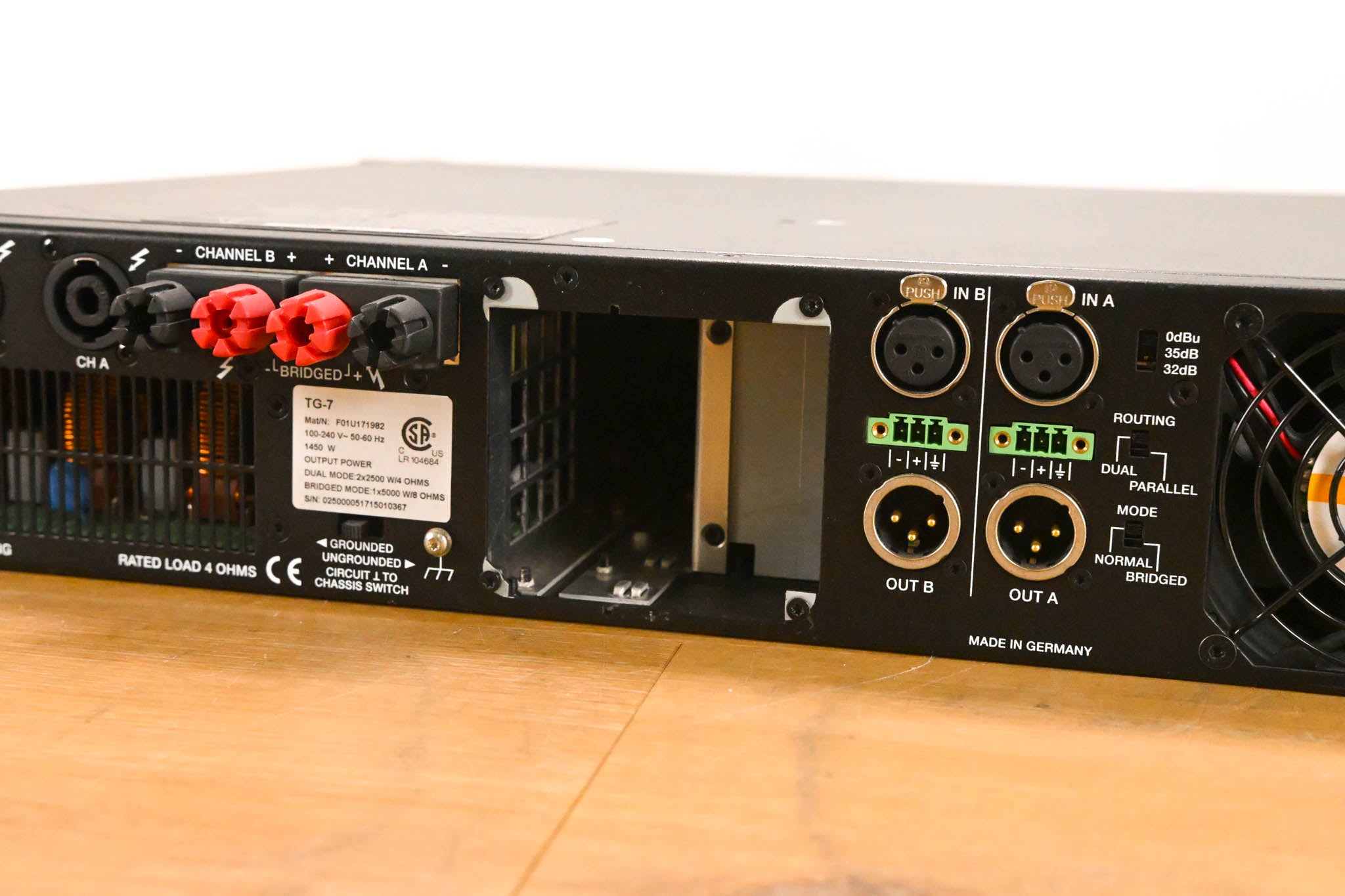 Electro-Voice (EV) TG-7 Tour-Grade Stereo Power Amplifier