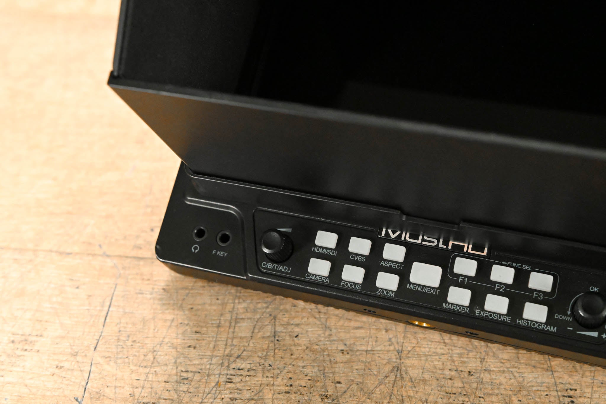 MustHD M702S 7" 4K 3G-SDI & HDMI IPS On-Camera Monitor