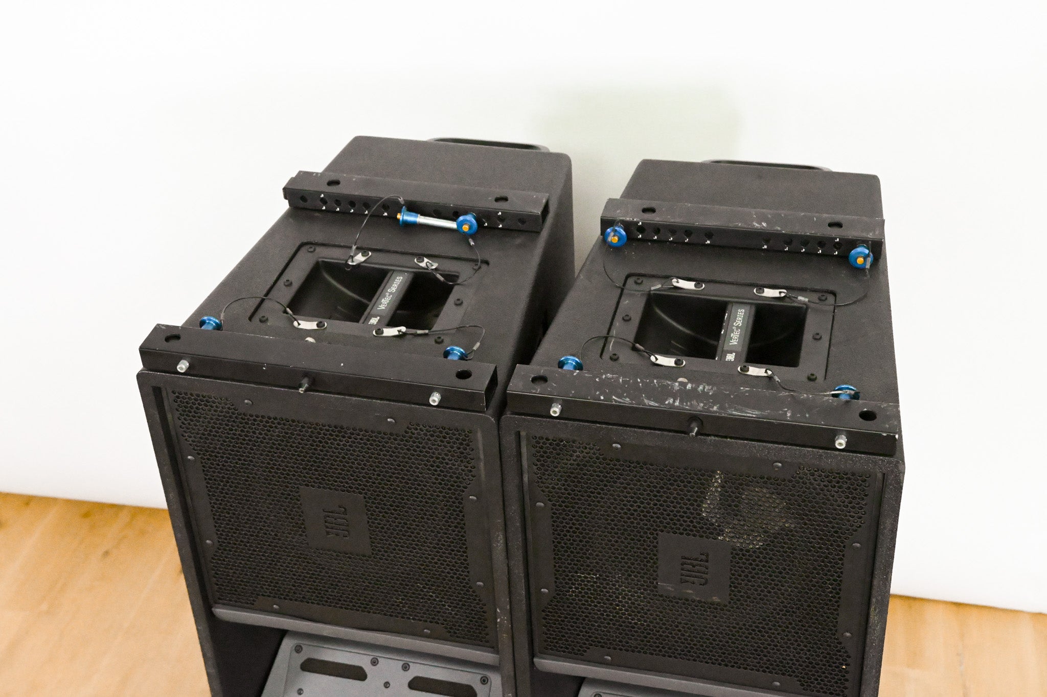 JBL VT4888DP Powered 3-Way Line Array Speaker (PAIR)