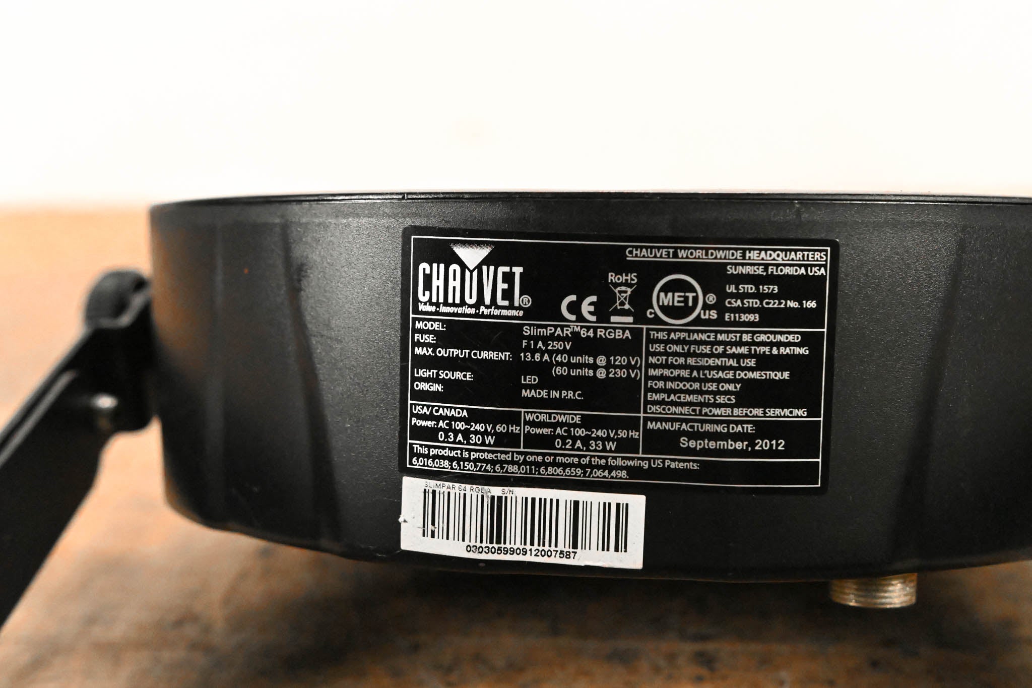 Chauvet SlimPAR 64 RGBA Par-style LED Lighting Fixture