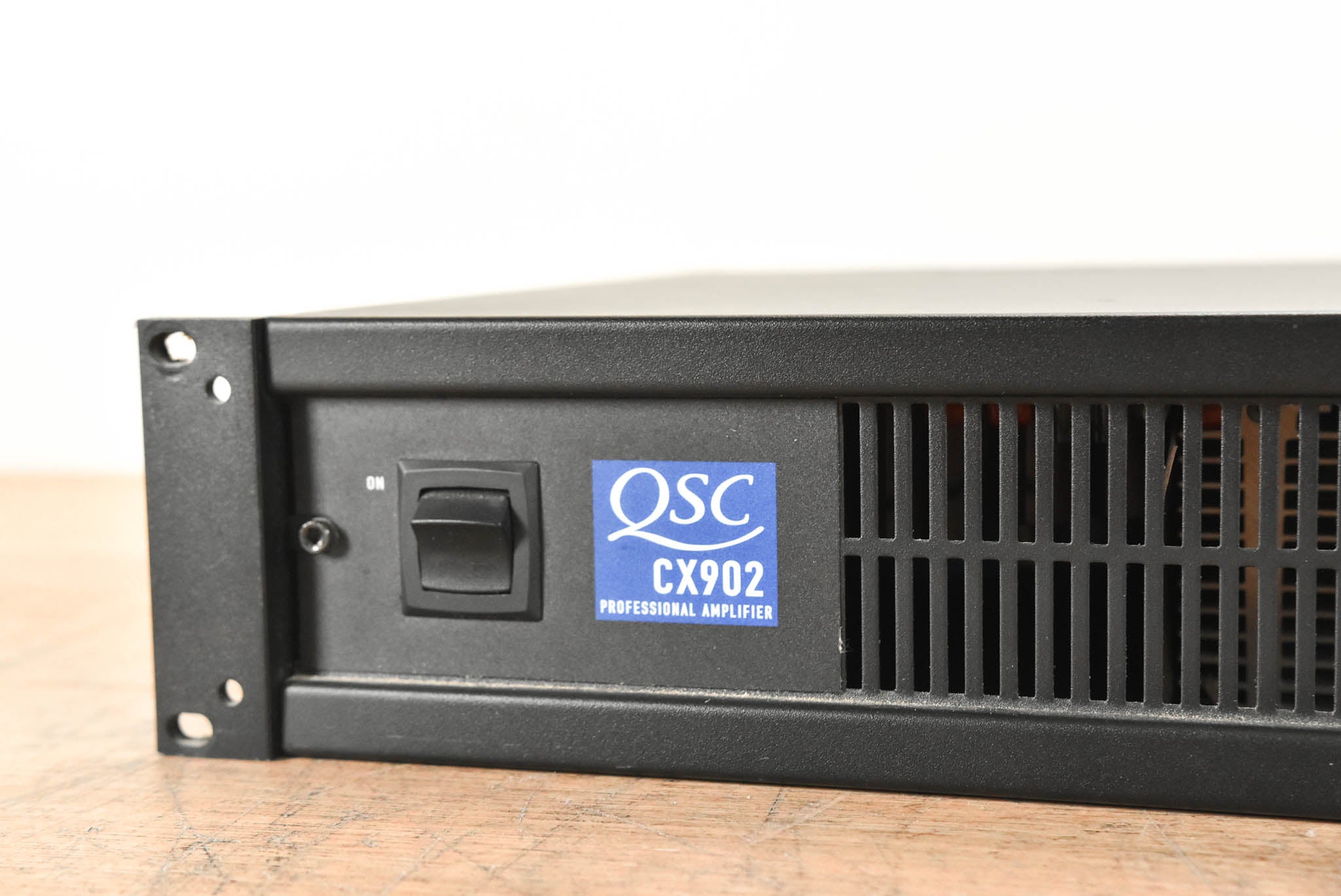 QSC CX902 2-Channel Power Amplifier