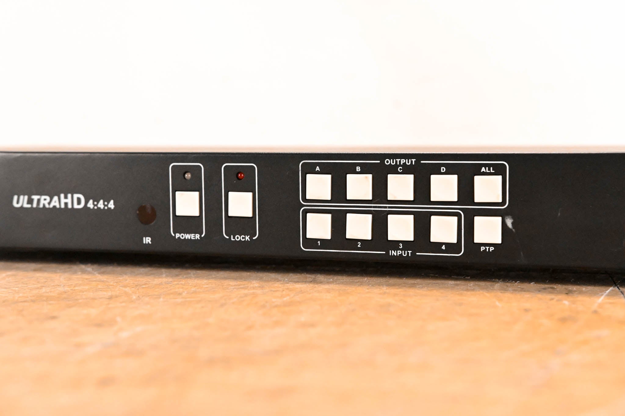 Monoprice Blackbird 4k 4x4 HDMI Matrix (NO POWER SUPPLY)