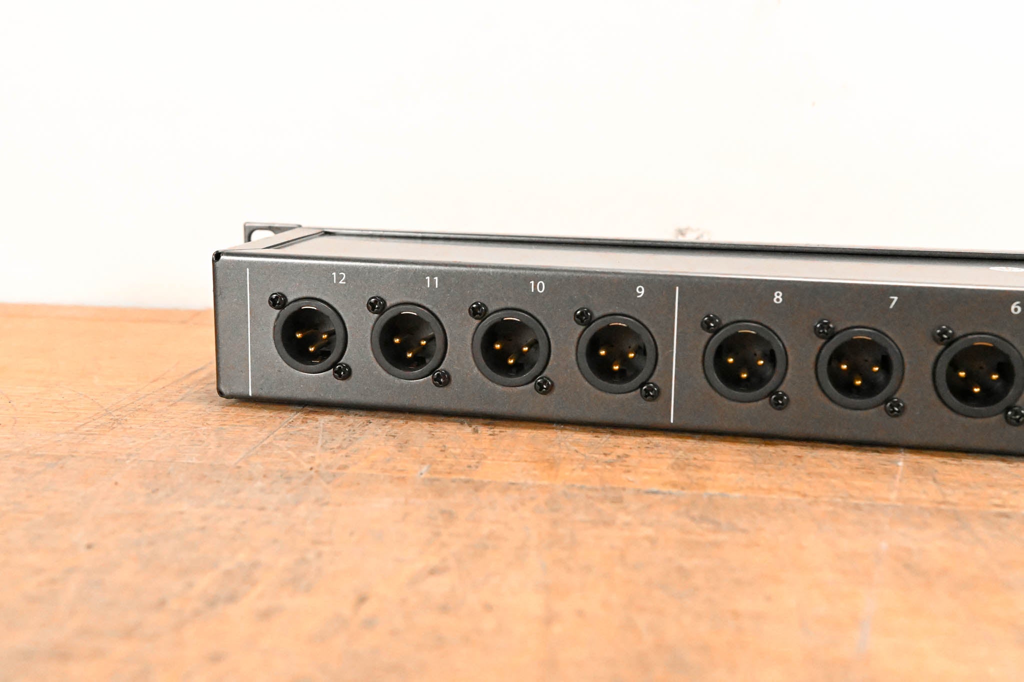 Hosa PDR-369 XLR3F to XLR3M Patch Bay