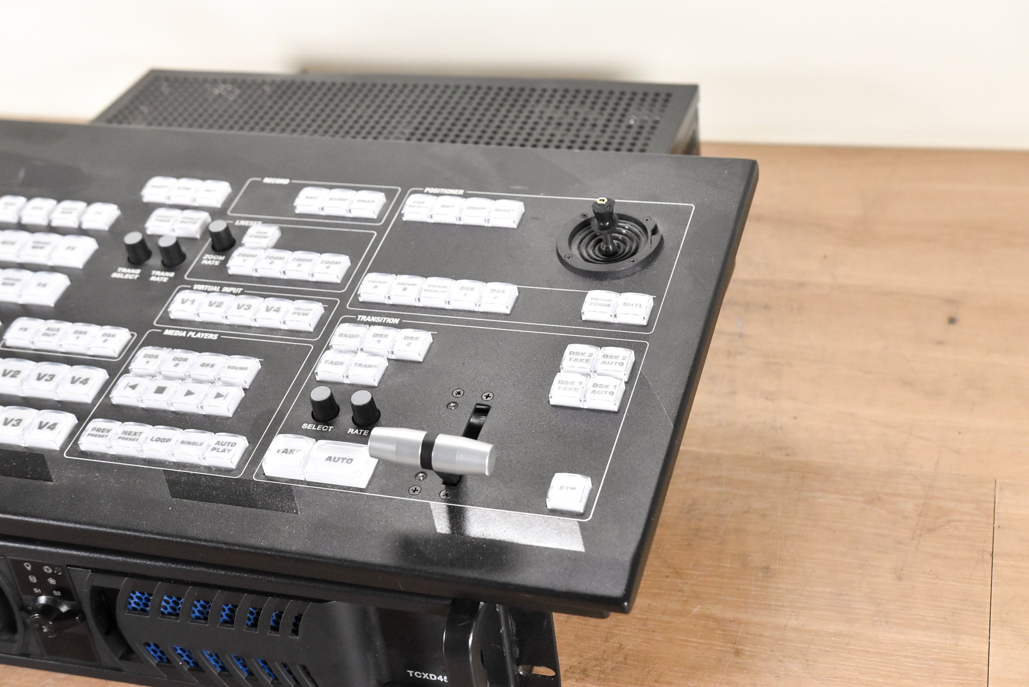 NewTek TriCaster 455 Video Switcher w/ TCXD455 CS CG00S50