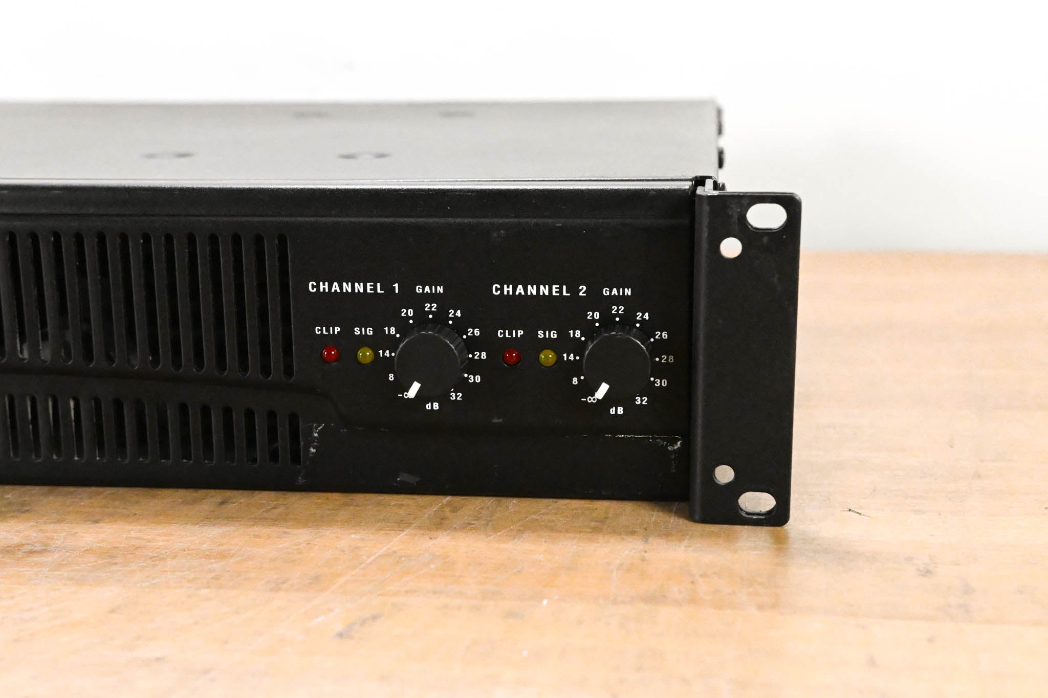 QSC RMX1450 2-Channel Power Amplifier