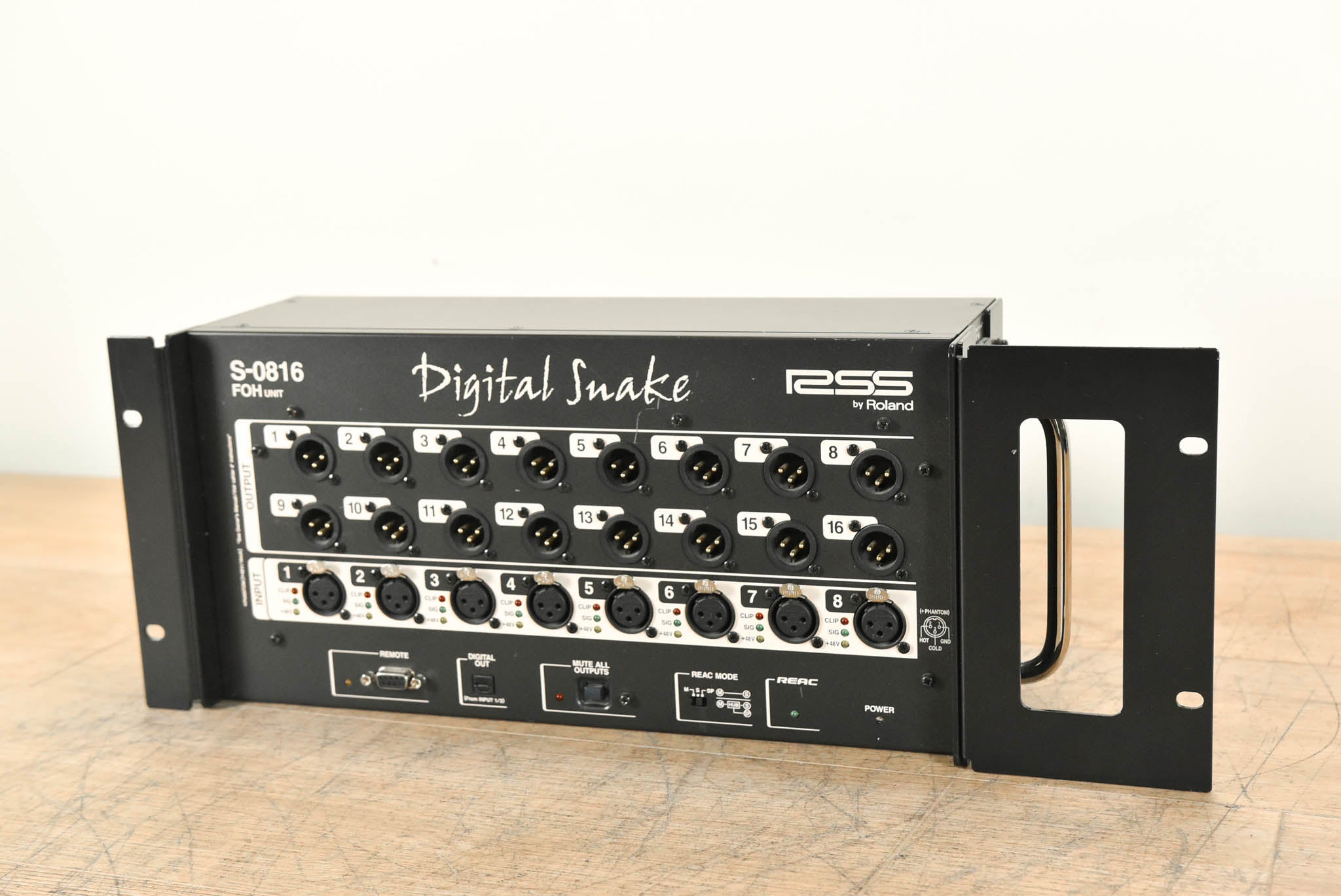 Roland S-0816 8 x 16 Digital Snake Front of House Unit