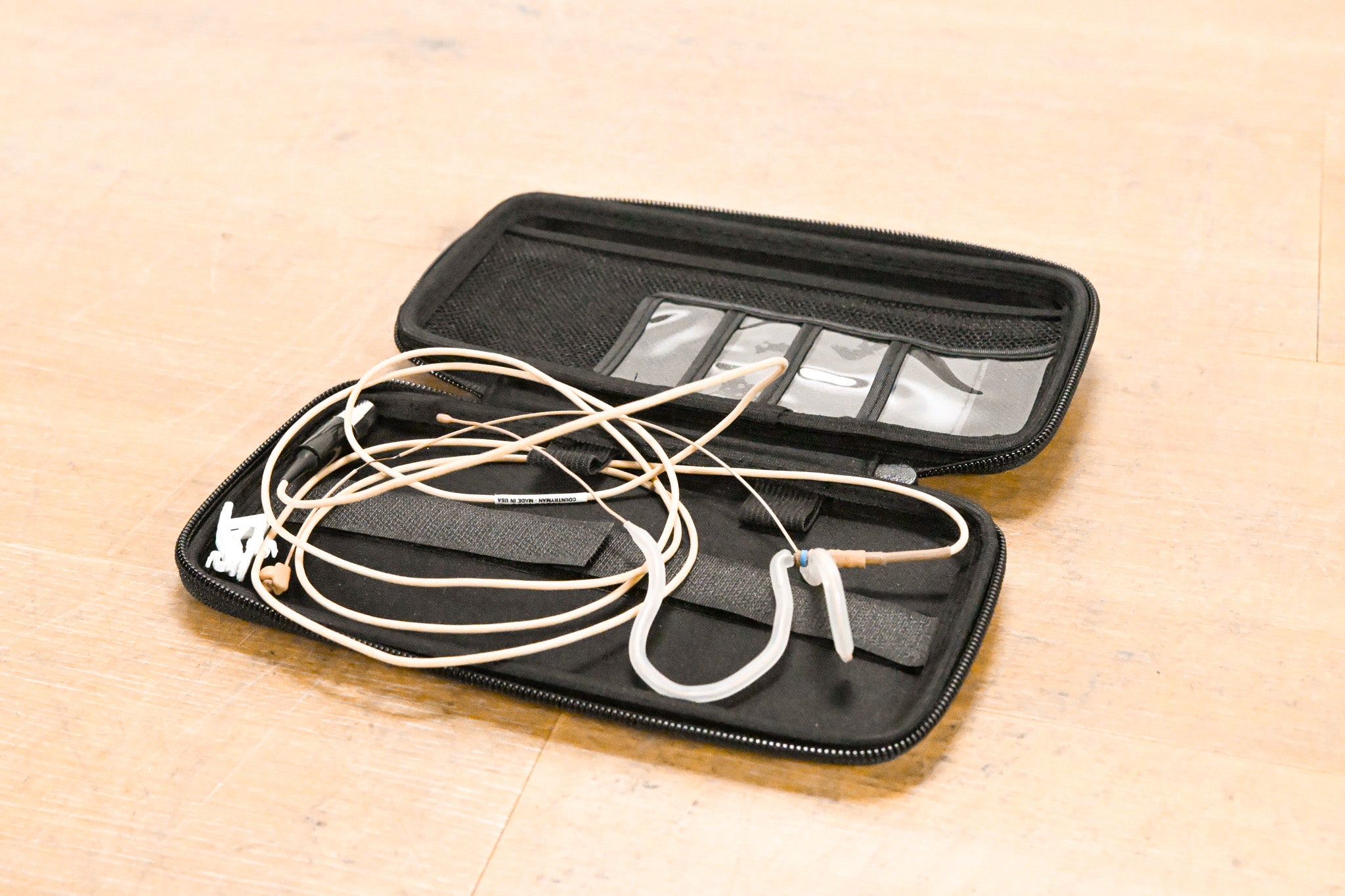 Countryman E6 Omnidirectional Earset Microphone w/ E6CABLEL2SL Cable