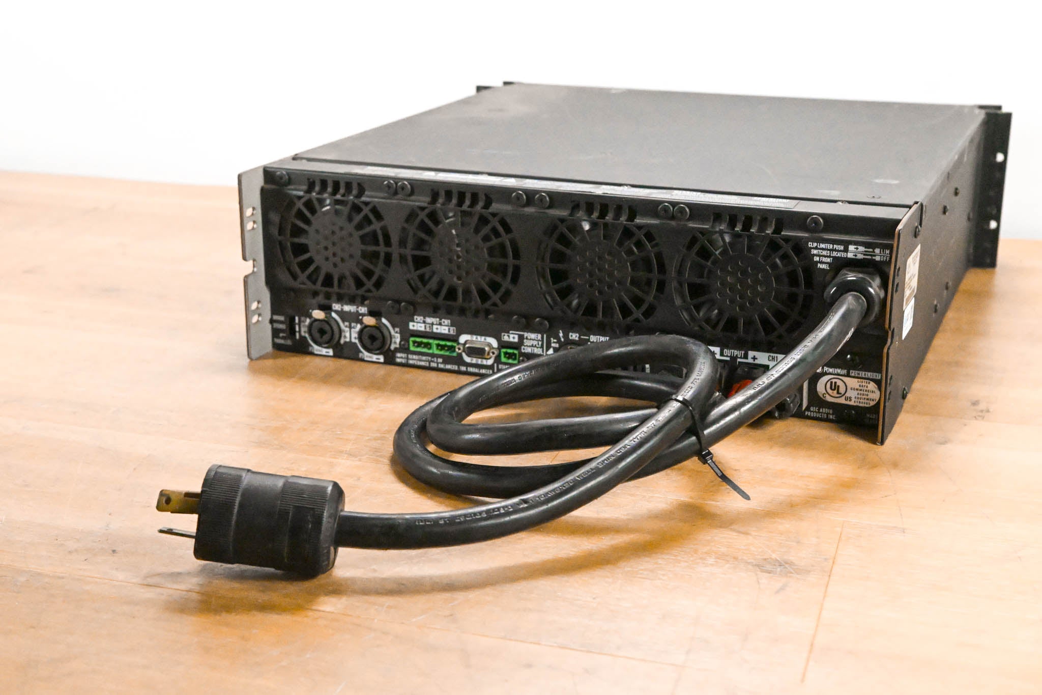 QSC PowerLight 6.0 II 2-channel Power Amplifier