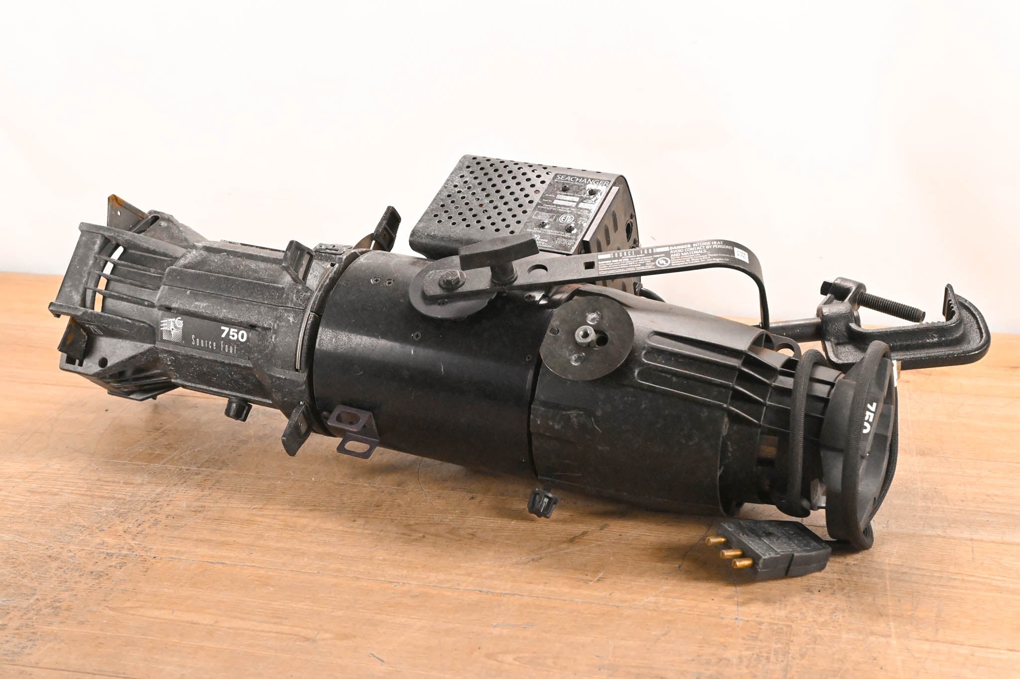 ETC Source Four 750 26 Degree Leko w/OceanOptics SeaChanger Color Engine