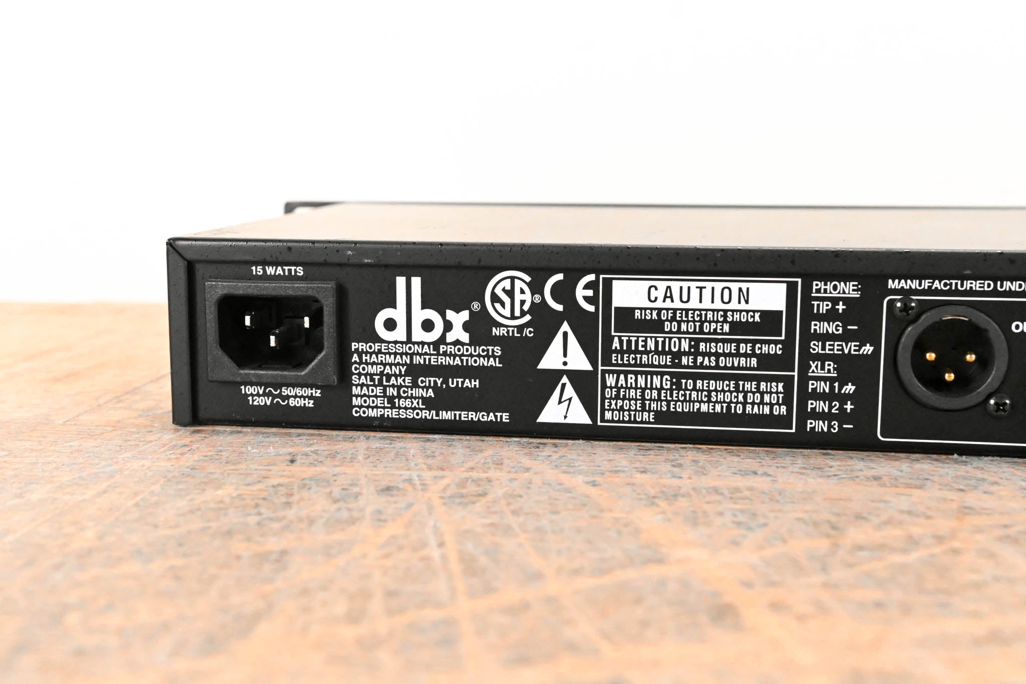 dbx 166XL 2-Channel Compressor/Limiter/Gate