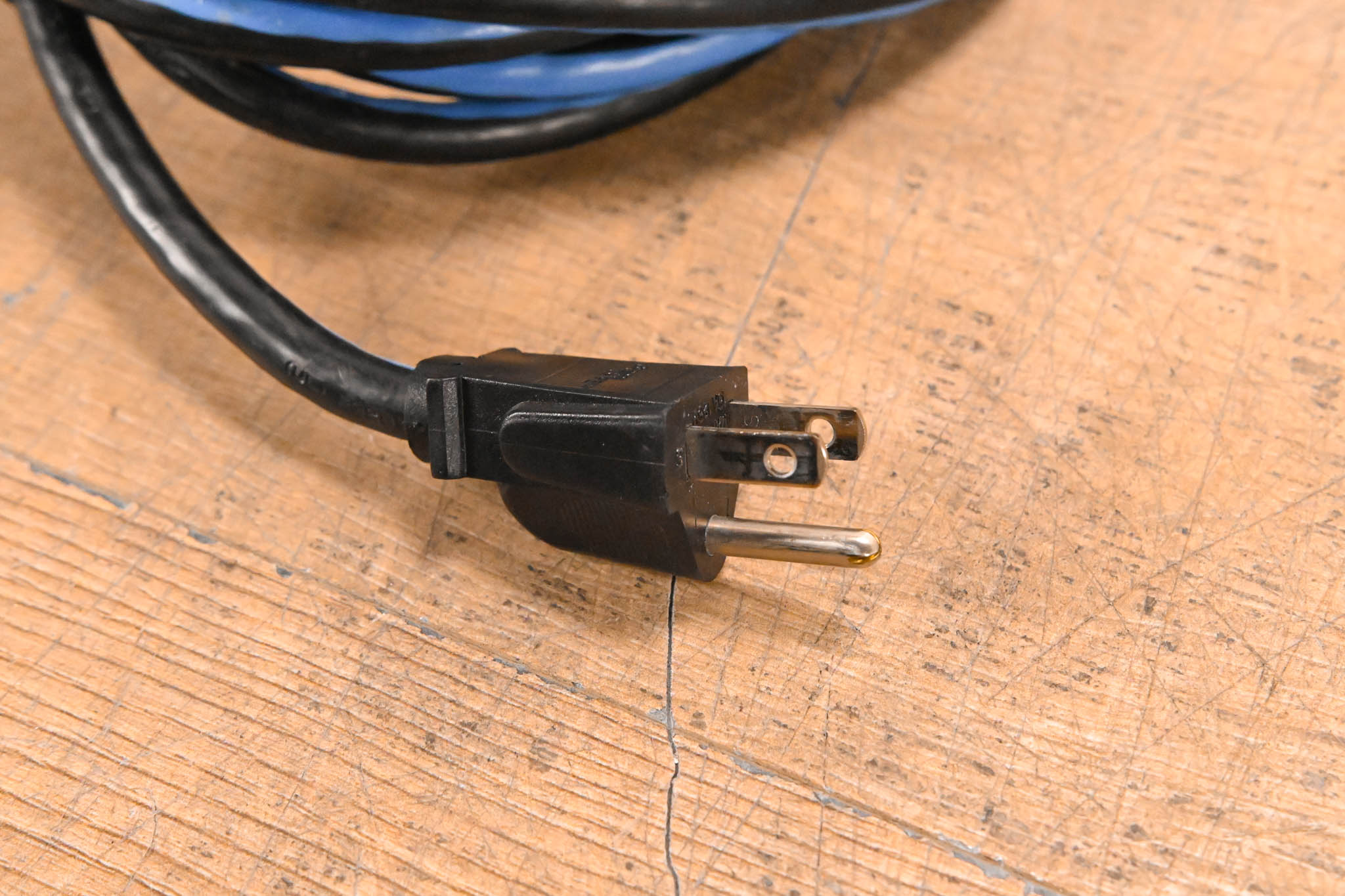 Middle Atlantic USC-6R Power Sequencer Rackmount Power Conditioner