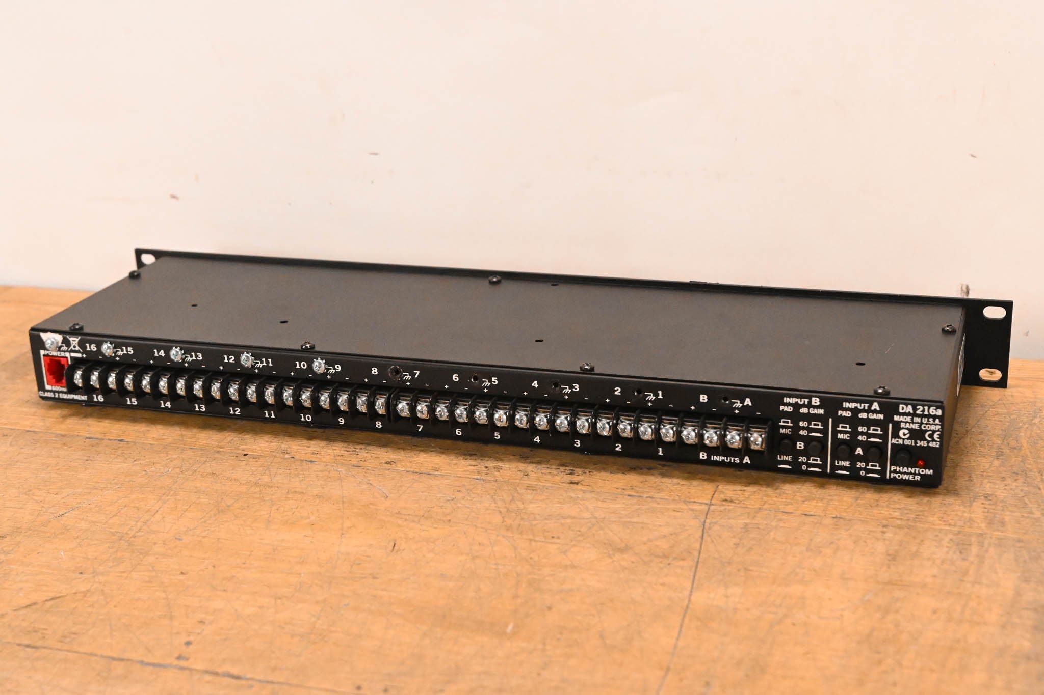 Rane DA216A 2-Input, 16-Output Distribution Line Amplifier (NO PSU)