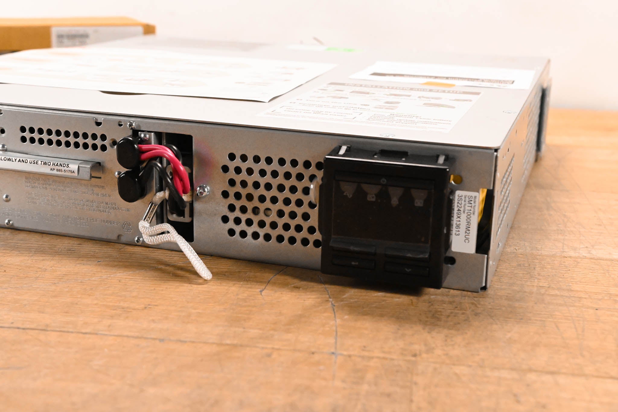 APC SMT1000RM2UC Smart-UPS Battery Backup w/ SmartConnect