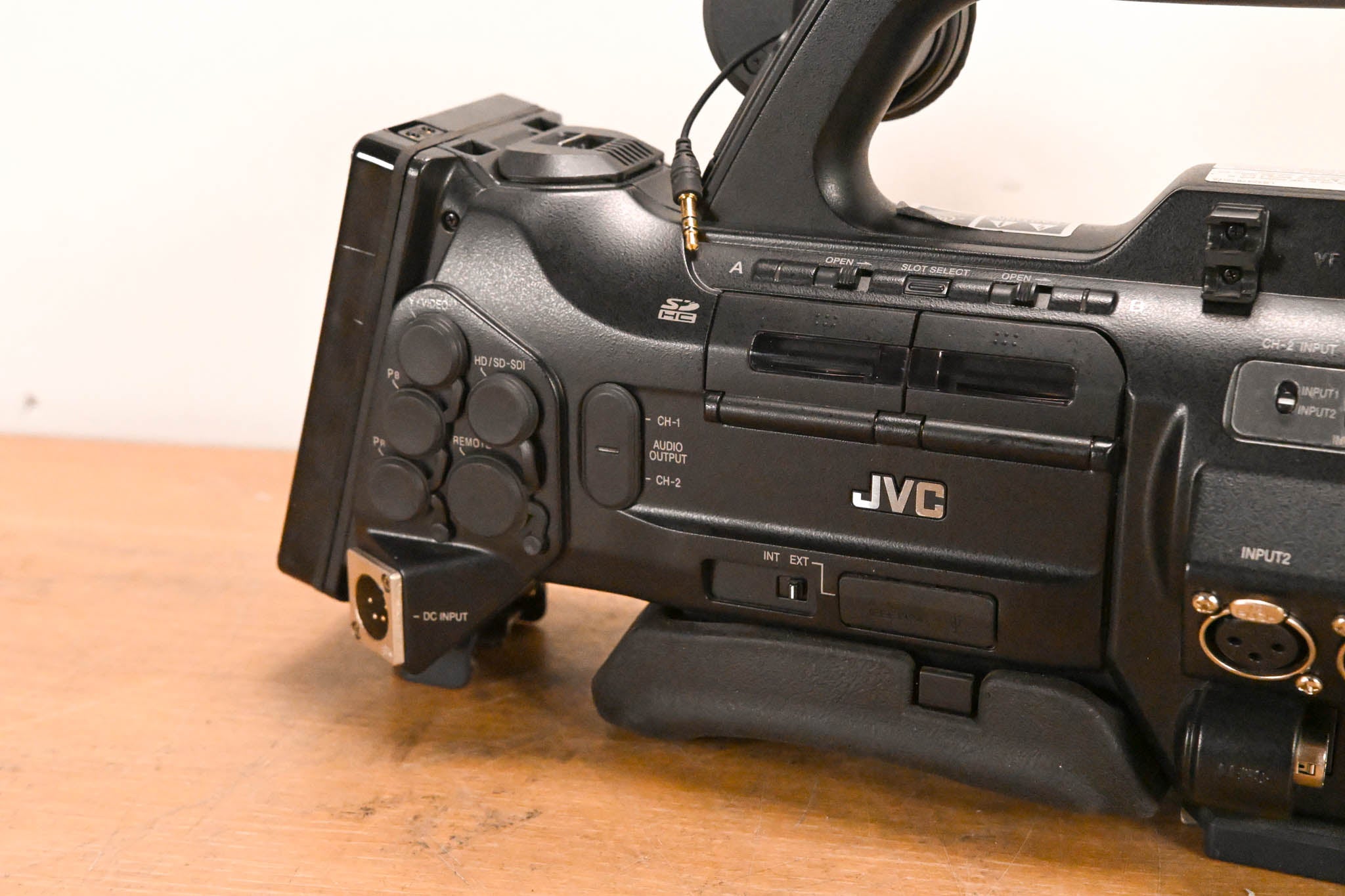 JVC GY-HM710U ProHD Compact Shoulder Solid State Camcorder