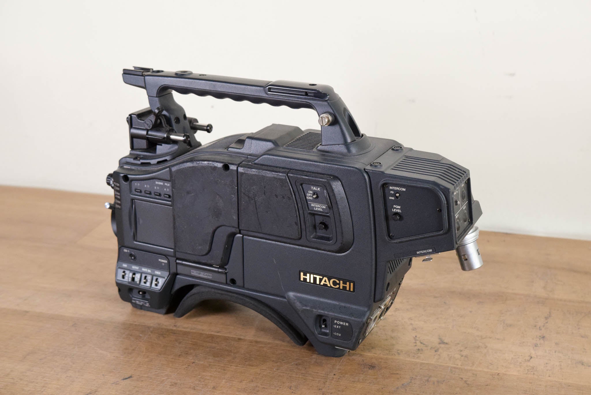 Hitachi Z-4000W CCD Camcorder with CX-Z3A Triax Adapter