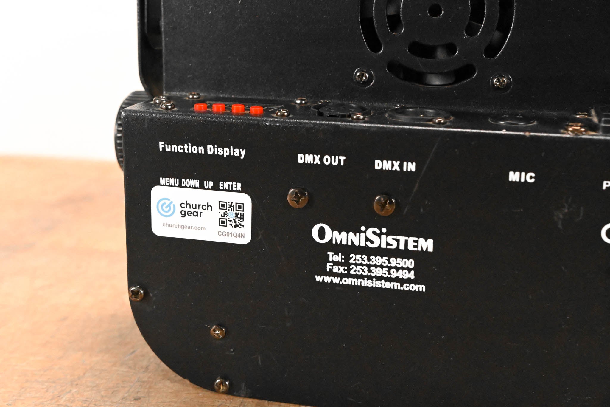 OmniSistem Thin Par Plus RGBW 6 x 10W RGBA Par Can Light
