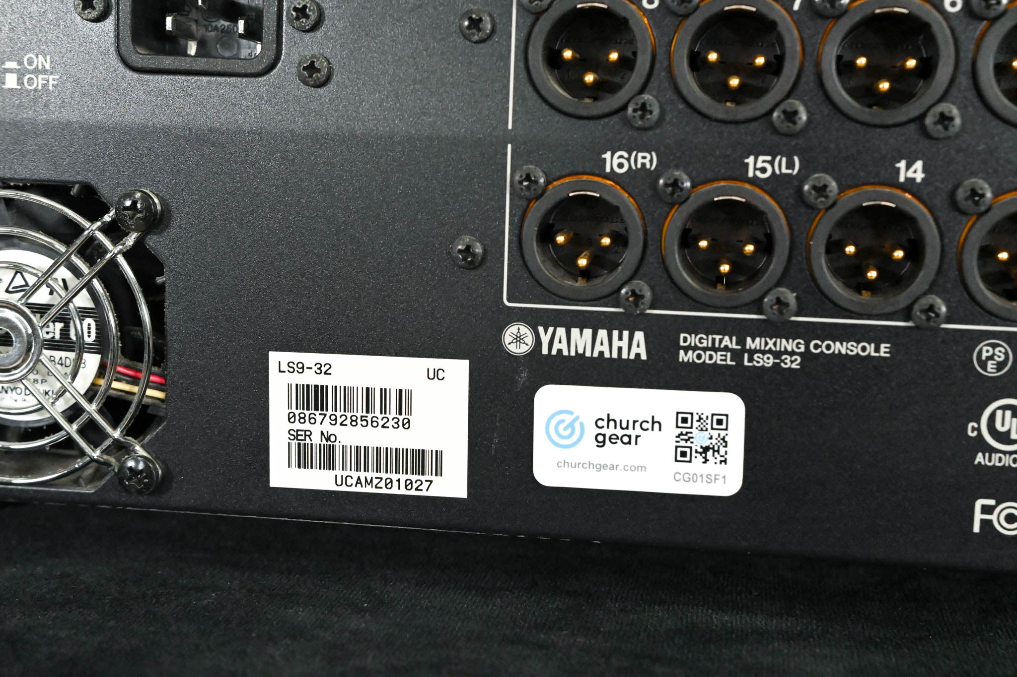 Yamaha LS9-32 32-Input Digital Mixing Console