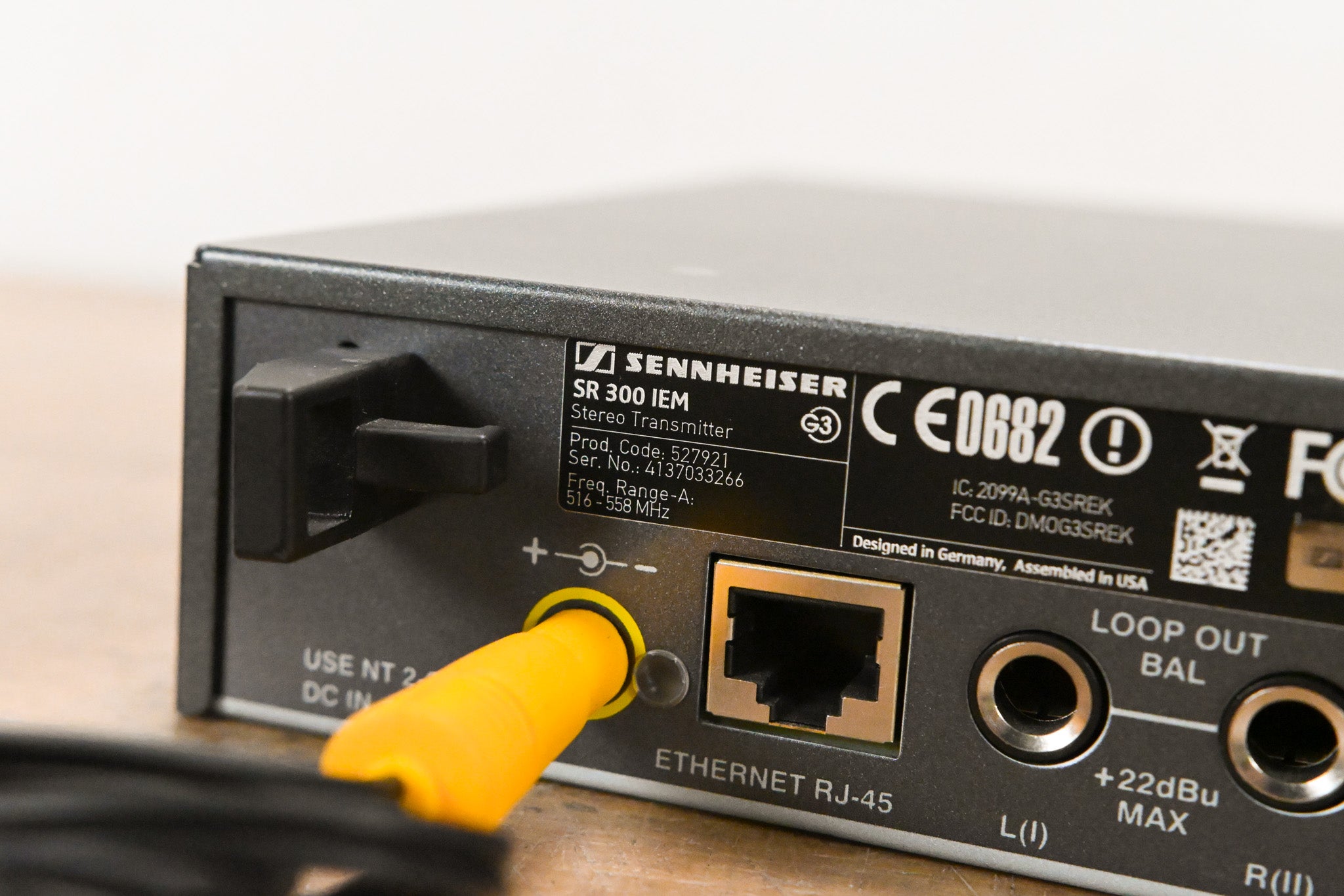Sennheiser ew 300 IEM G3 Wireless In-Ear Monitoring System - 516-558 MHz