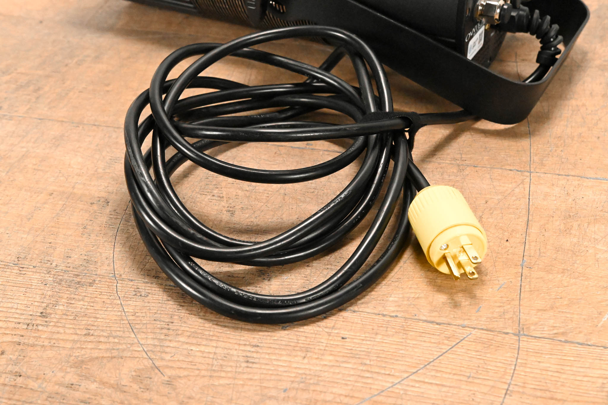 Chauvet Ovation H-105WW LED House Light (Black)